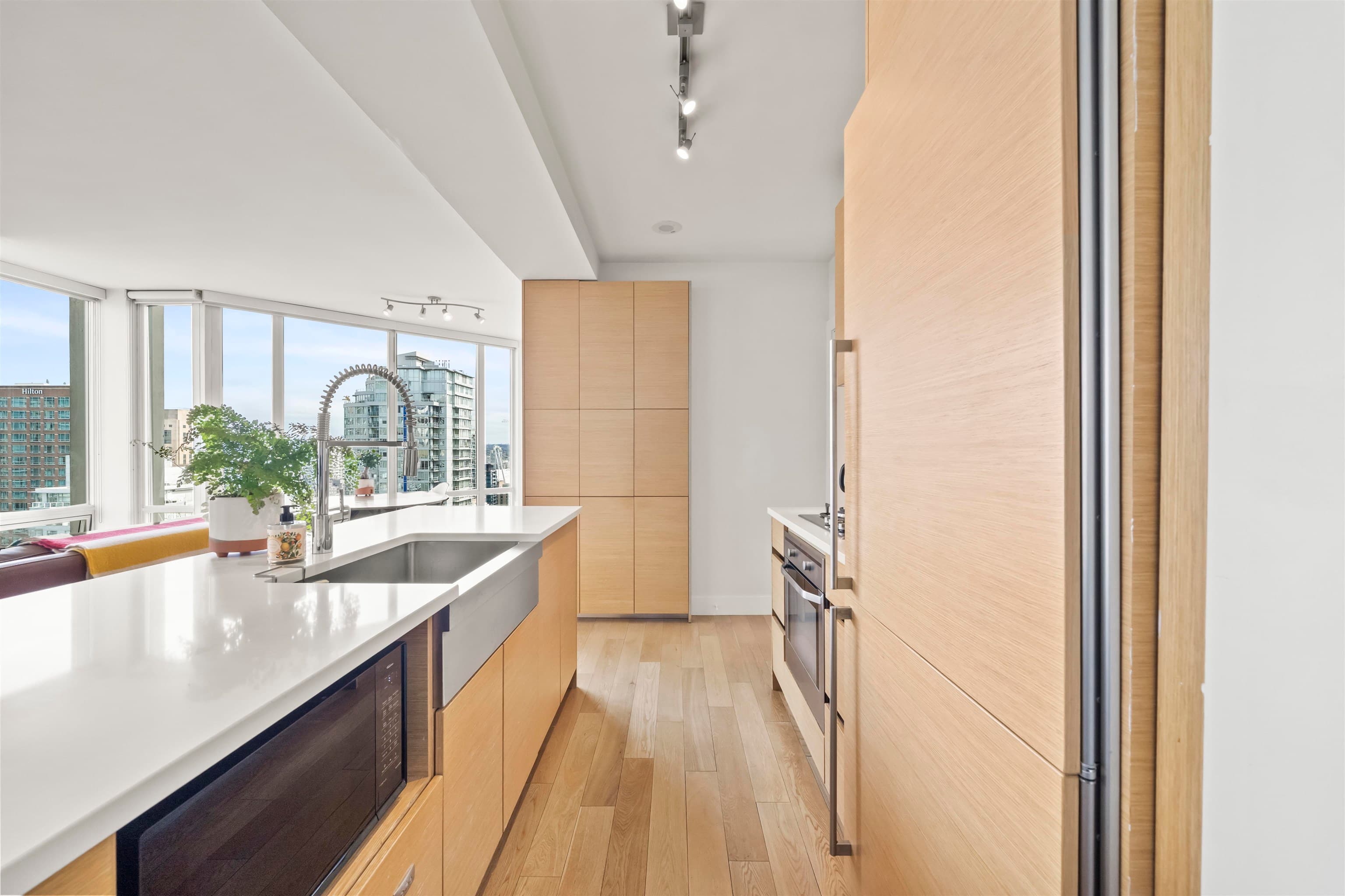 2505 - 565 Smithe Street, Vancouver, V6B 0E4 — photo 3