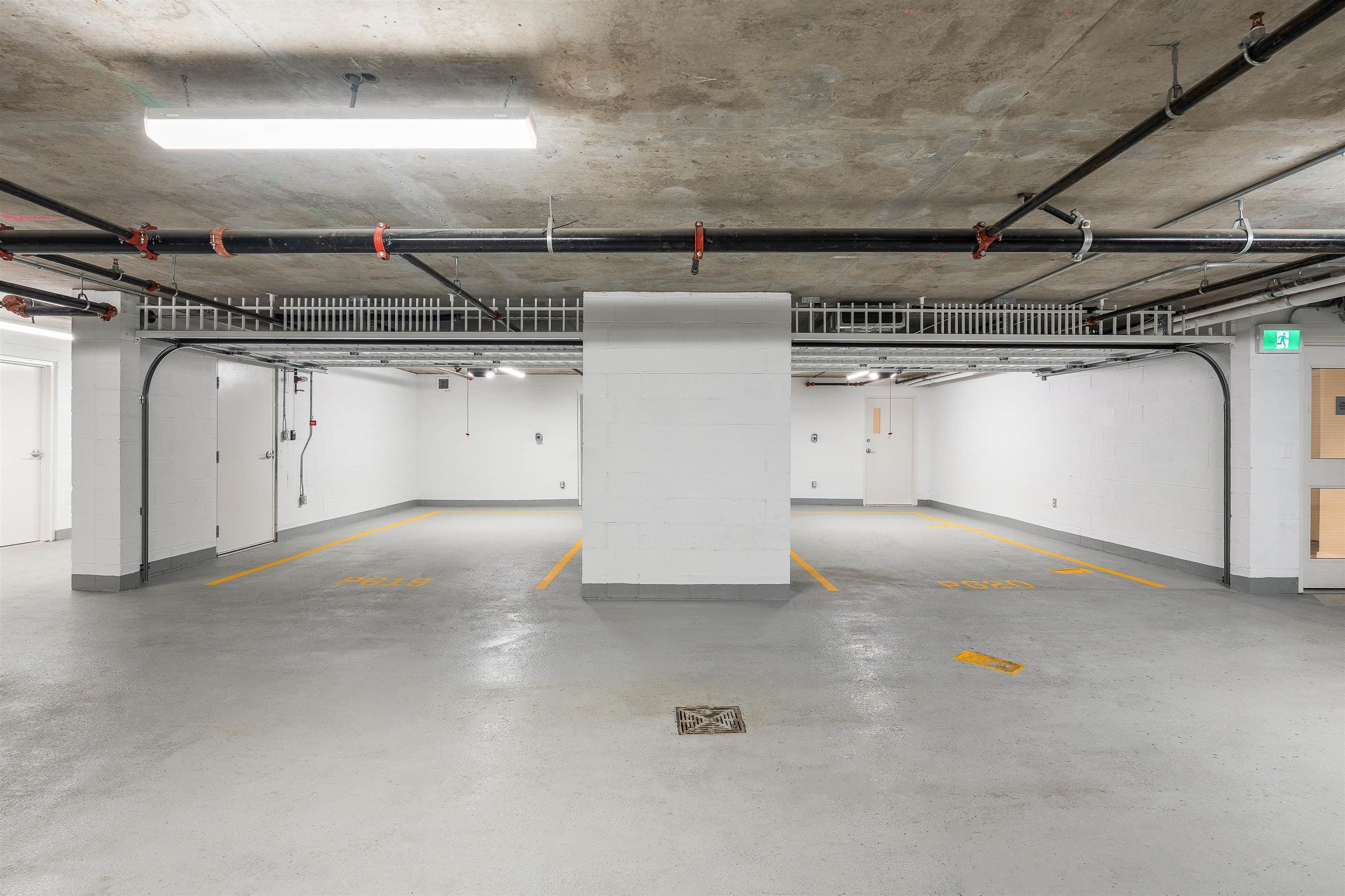 TH4 - 13778 100 Avenue, Surrey, V3T 0V2 — photo 2