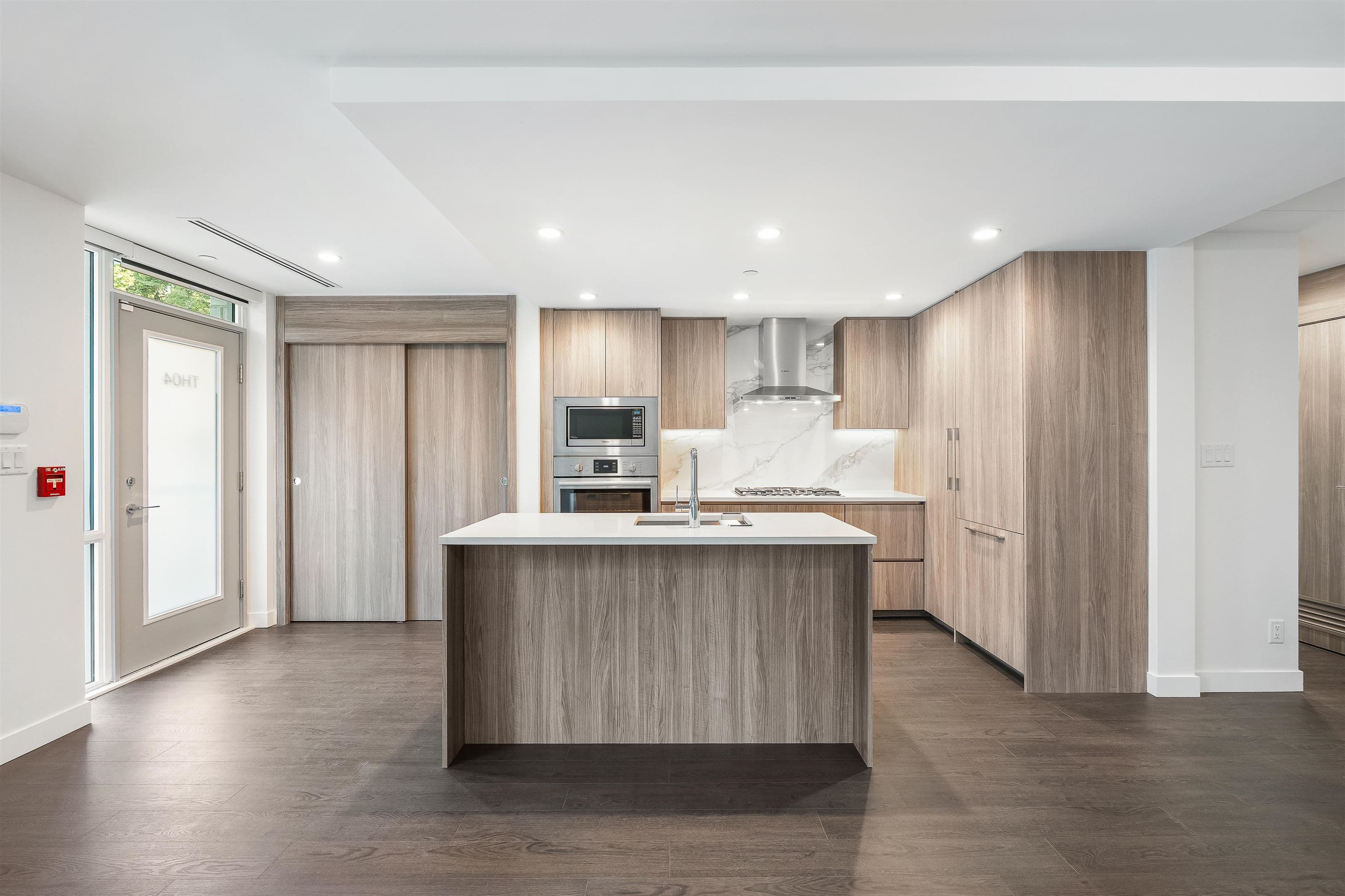 TH4 - 13778 100 Avenue, Surrey, V3T 0V2 — photo 4