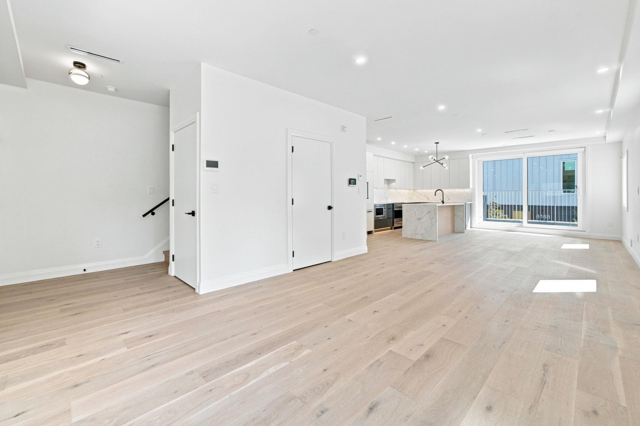 6162 Granville Street, Vancouver, V6M 3E3 — photo 2