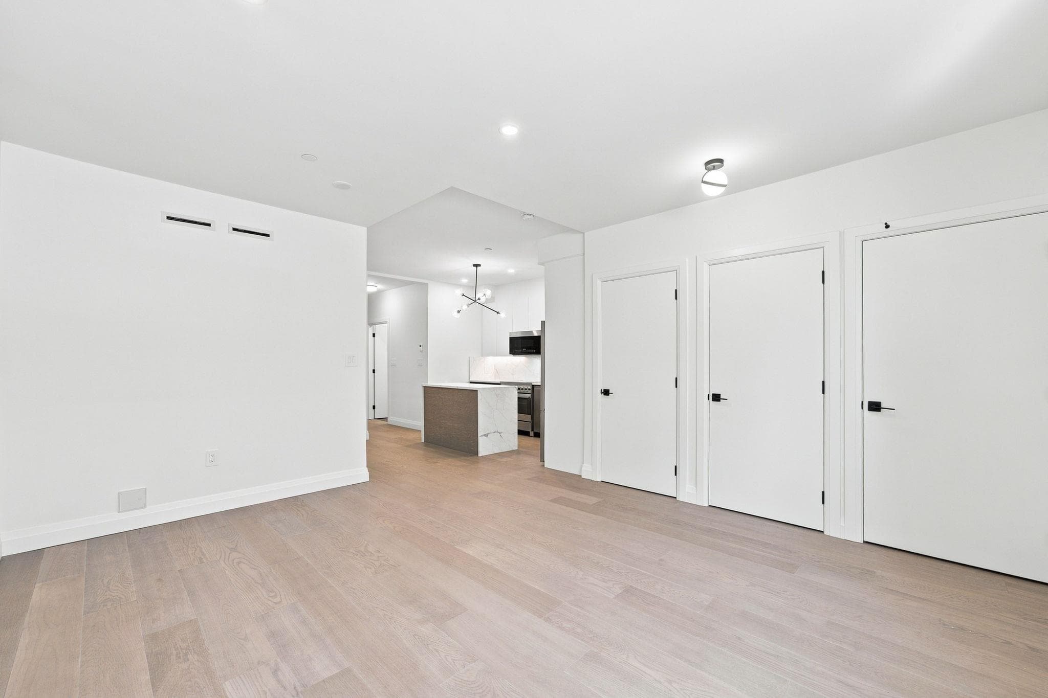 6166 Granville Street, Vancouver, V6M 3E3 — photo 4