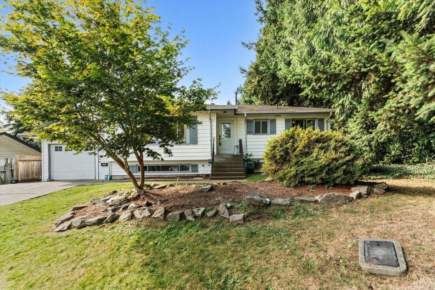 33306 Rainbow Avenue, Abbotsford, V2S 1E5 — photo 2