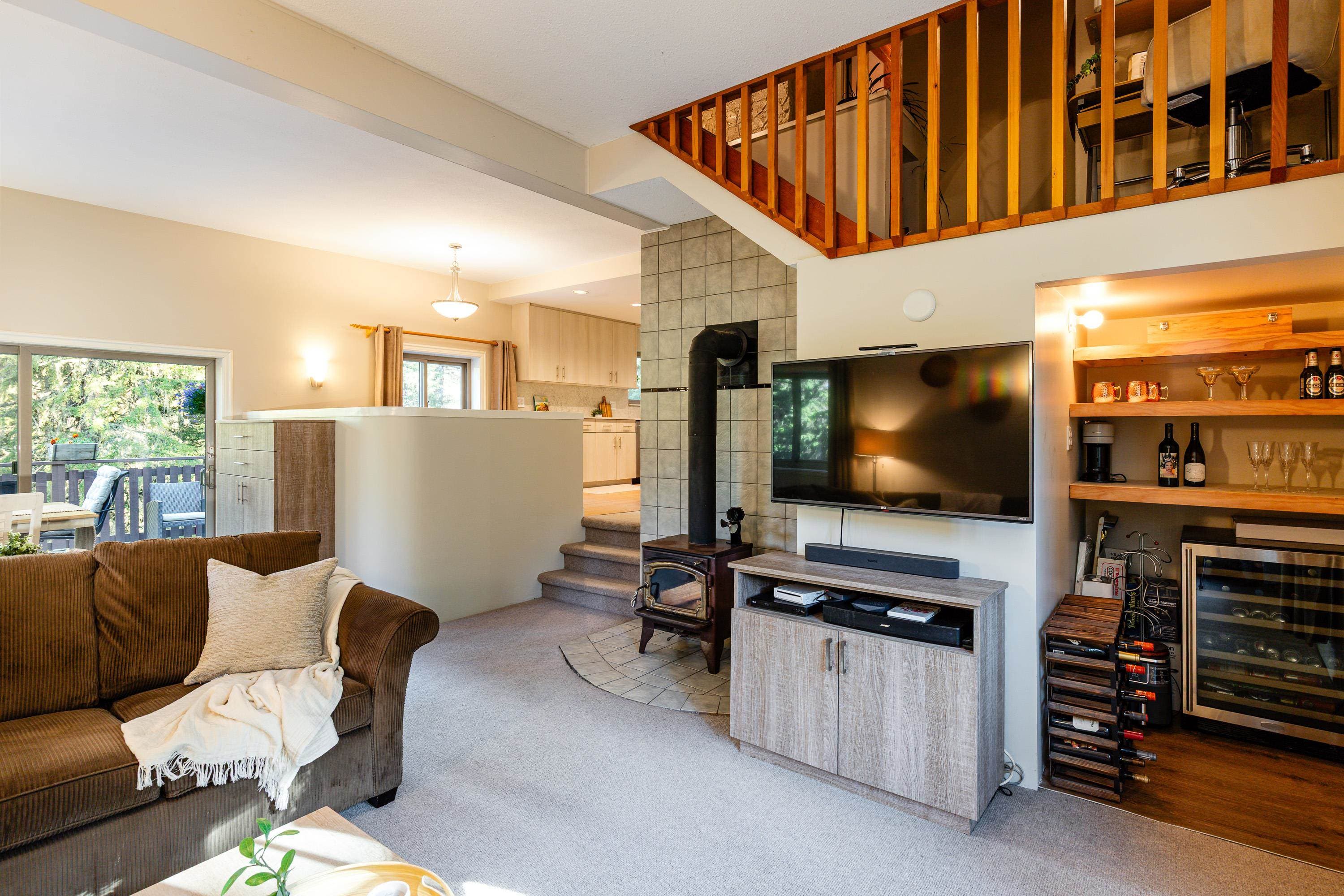 9167 Emerald Drive, Whistler, V8E 0G5 — photo 3
