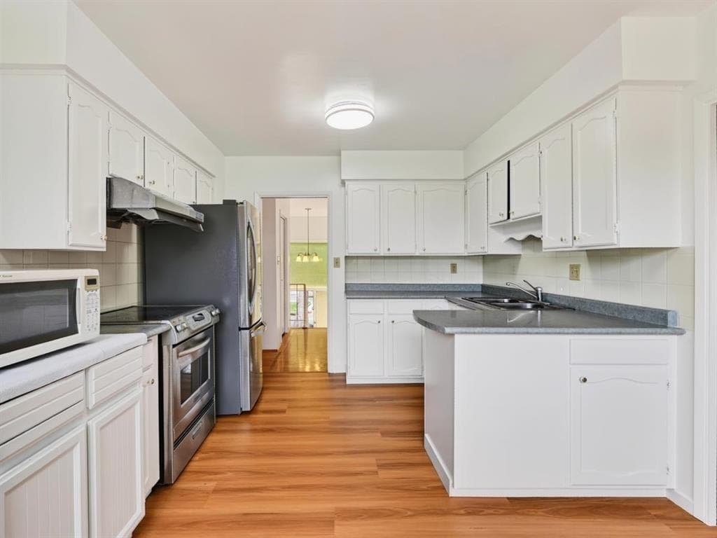 6031 Alta Court, Richmond, V7C 4A2 — photo 2