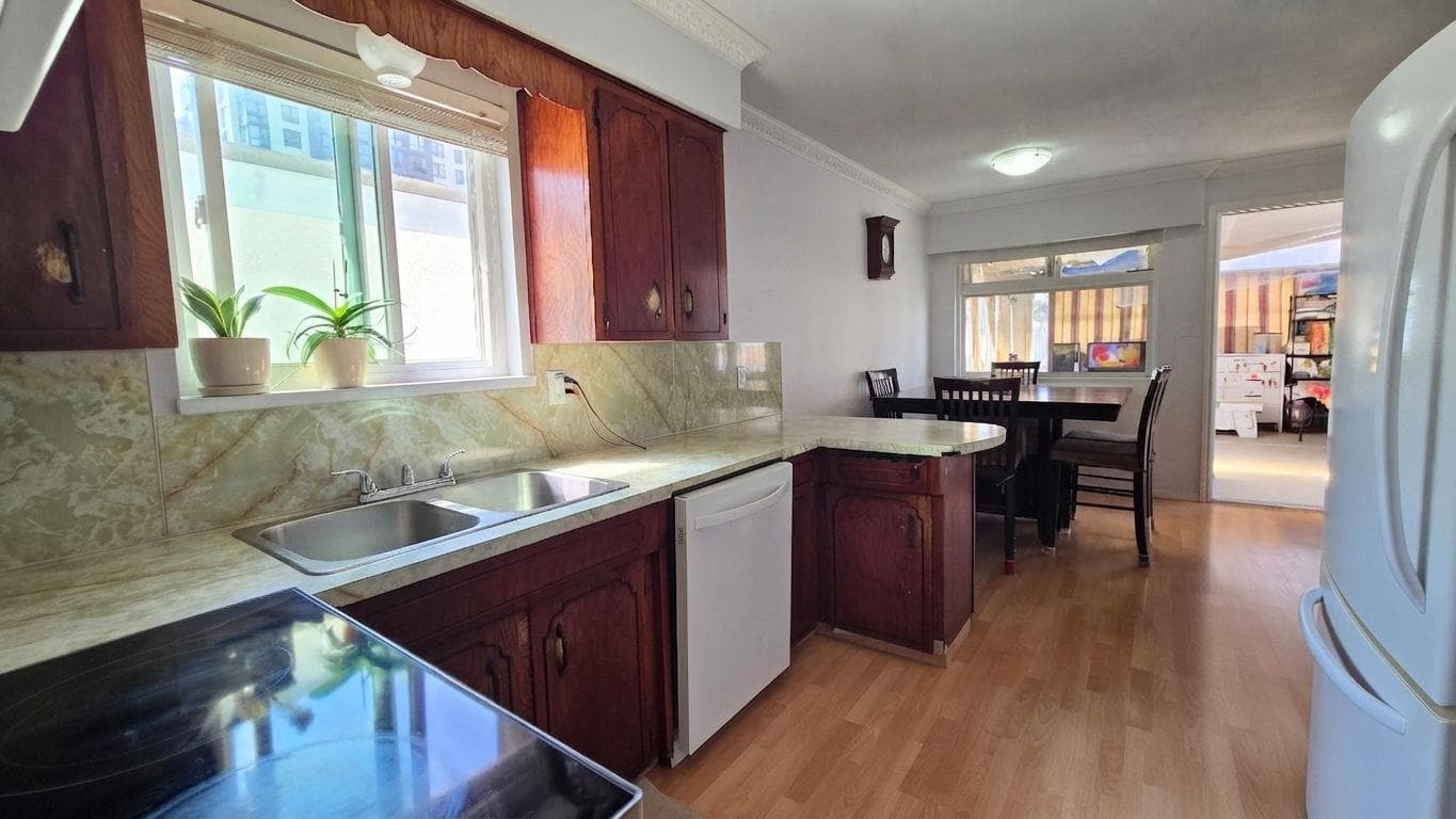 5075 Payne Street, Vancouver, V5R 4J5 — photo 4