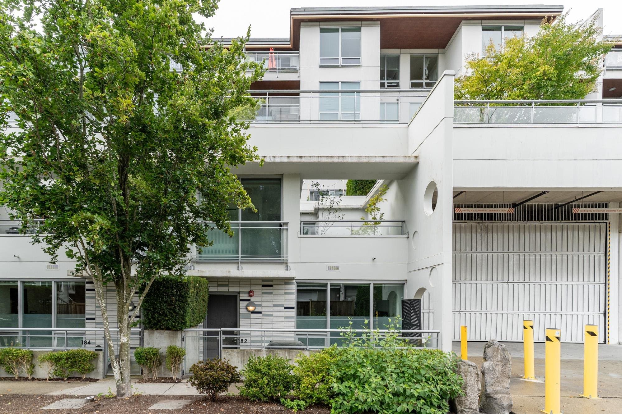 182 E 17th Avenue, Vancouver, V5V 1A4 — photo 2