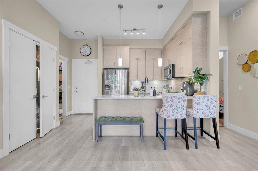 219 - 2120 Gladwin Road, Abbotsford, V3S 0L7 — photo 2