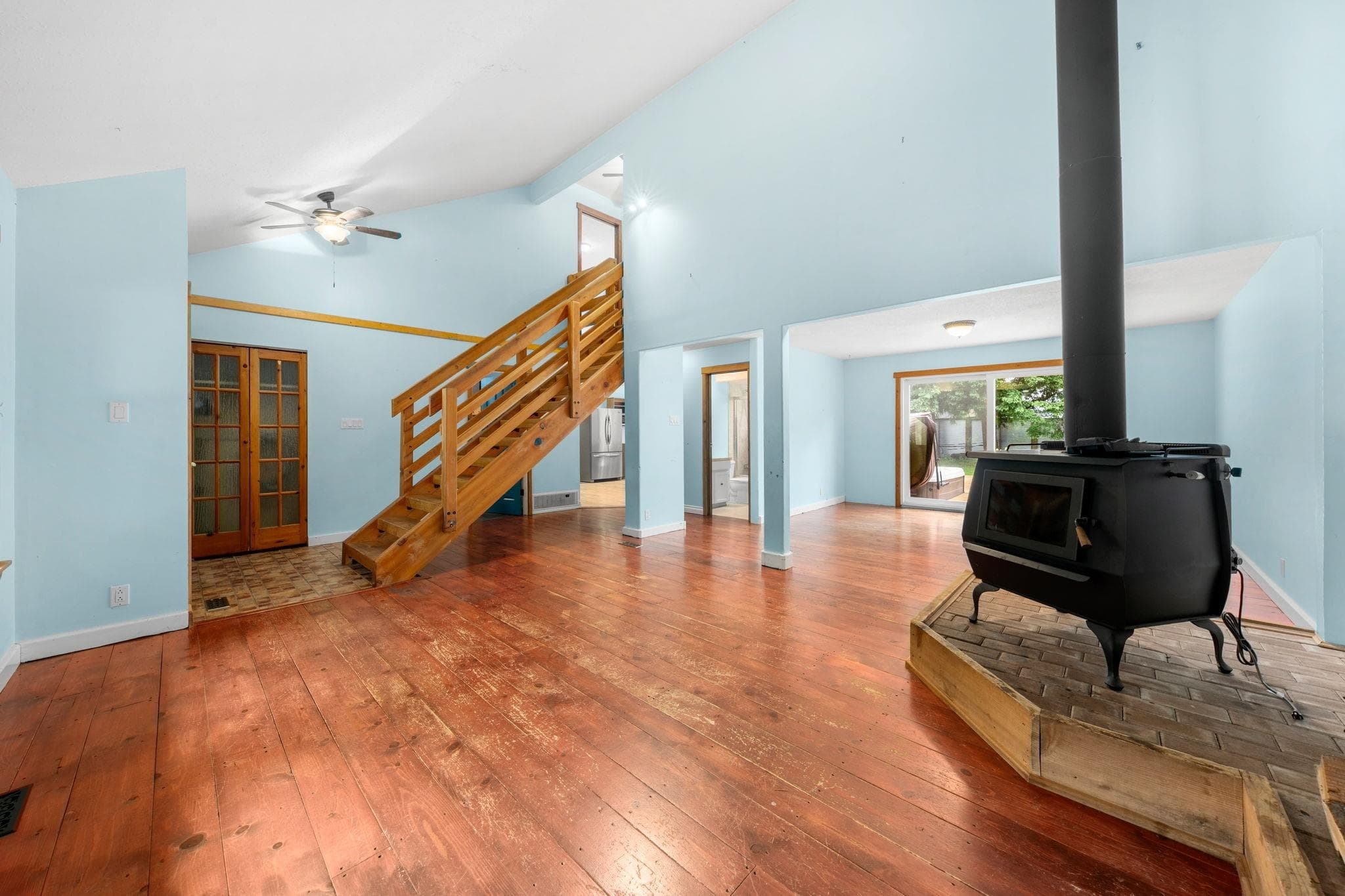 38260 Westway Avenue, Squamish, V8B 0Y5 — photo 3