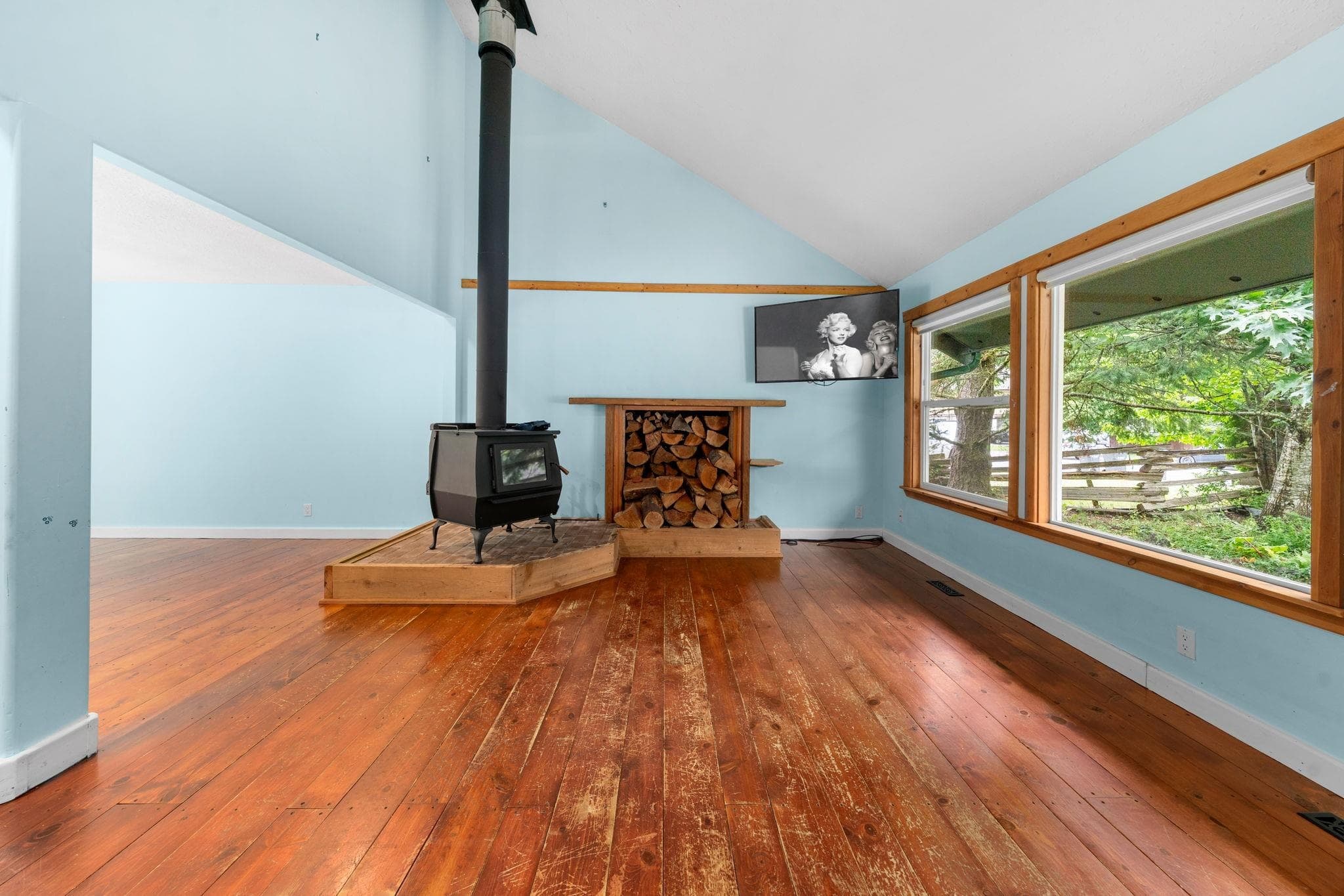 38260 Westway Avenue, Squamish, V8B 0Y5 — photo 5