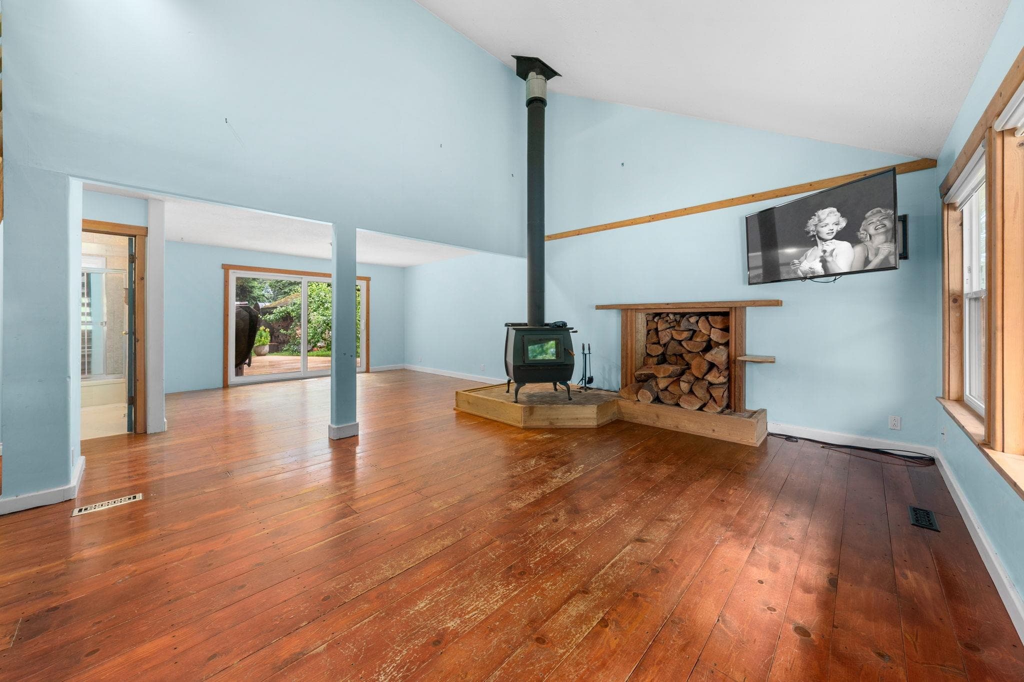 38260 Westway Avenue, Squamish, V8B 0Y5 — photo 4