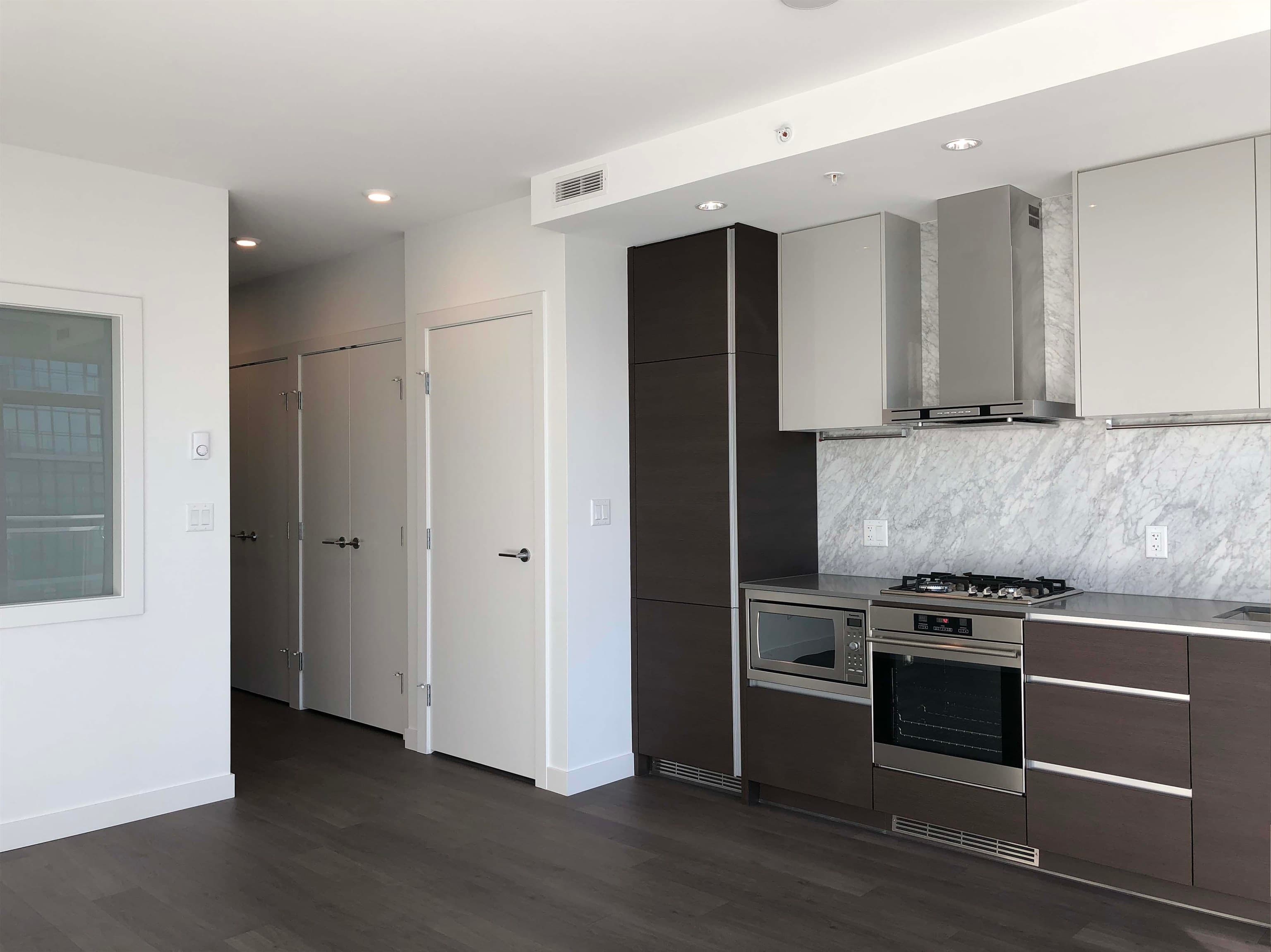 2203 - 4670 Assembly Way, Burnaby, V5H 0H3 — photo 3