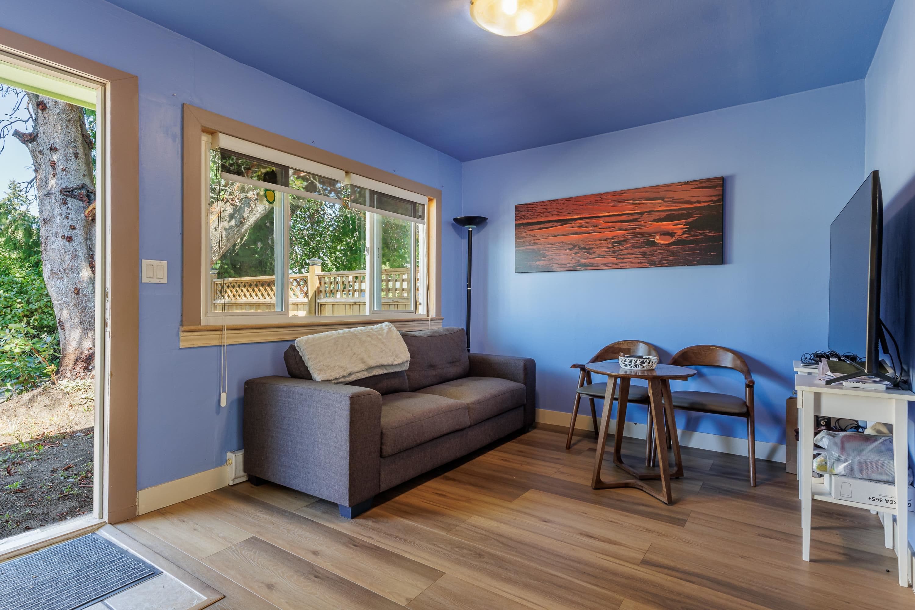 5675 Wharf Road, Sechelt, V0N 3A0 — photo 3