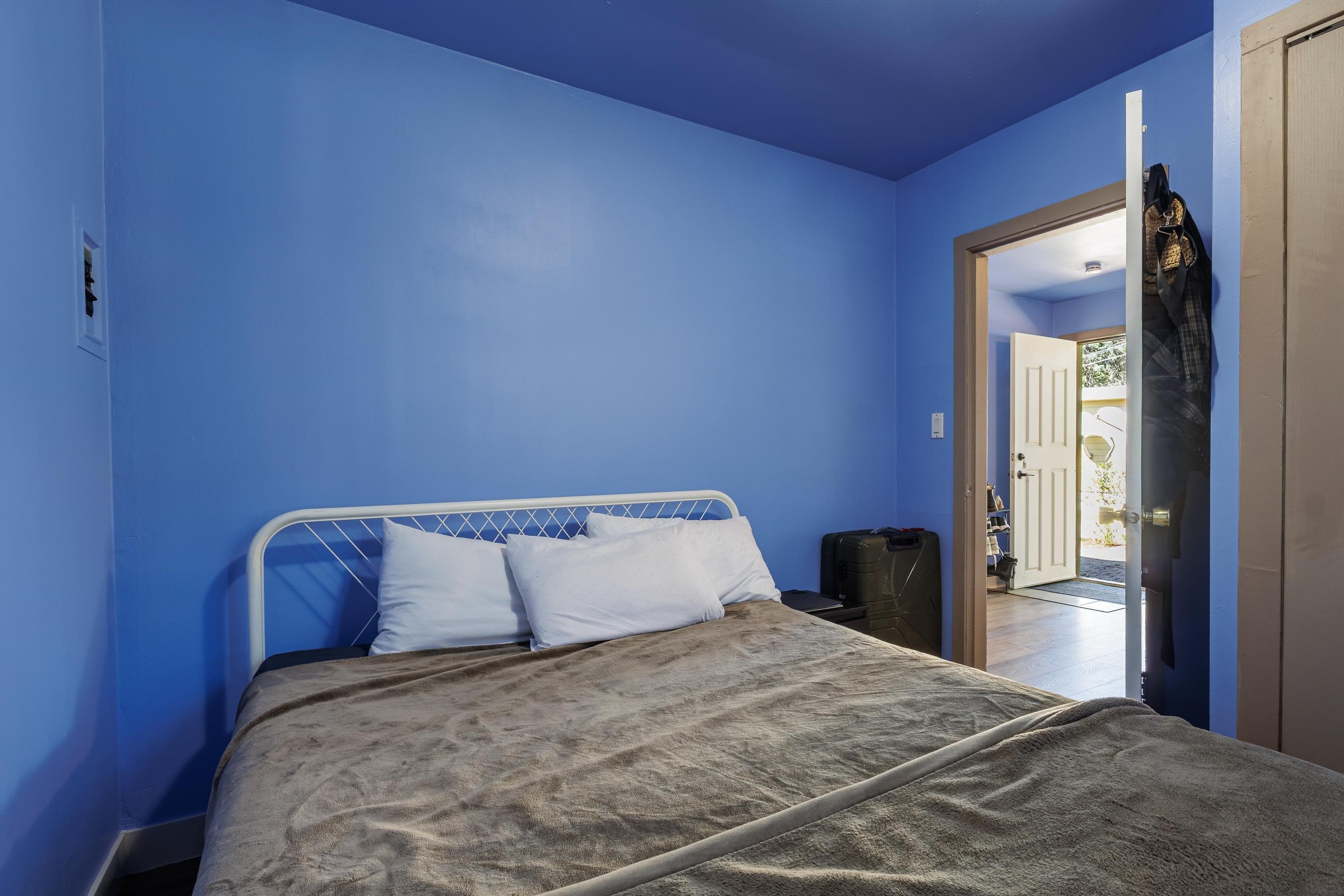 5675 Wharf Road, Sechelt, V0N 3A0 — photo 5
