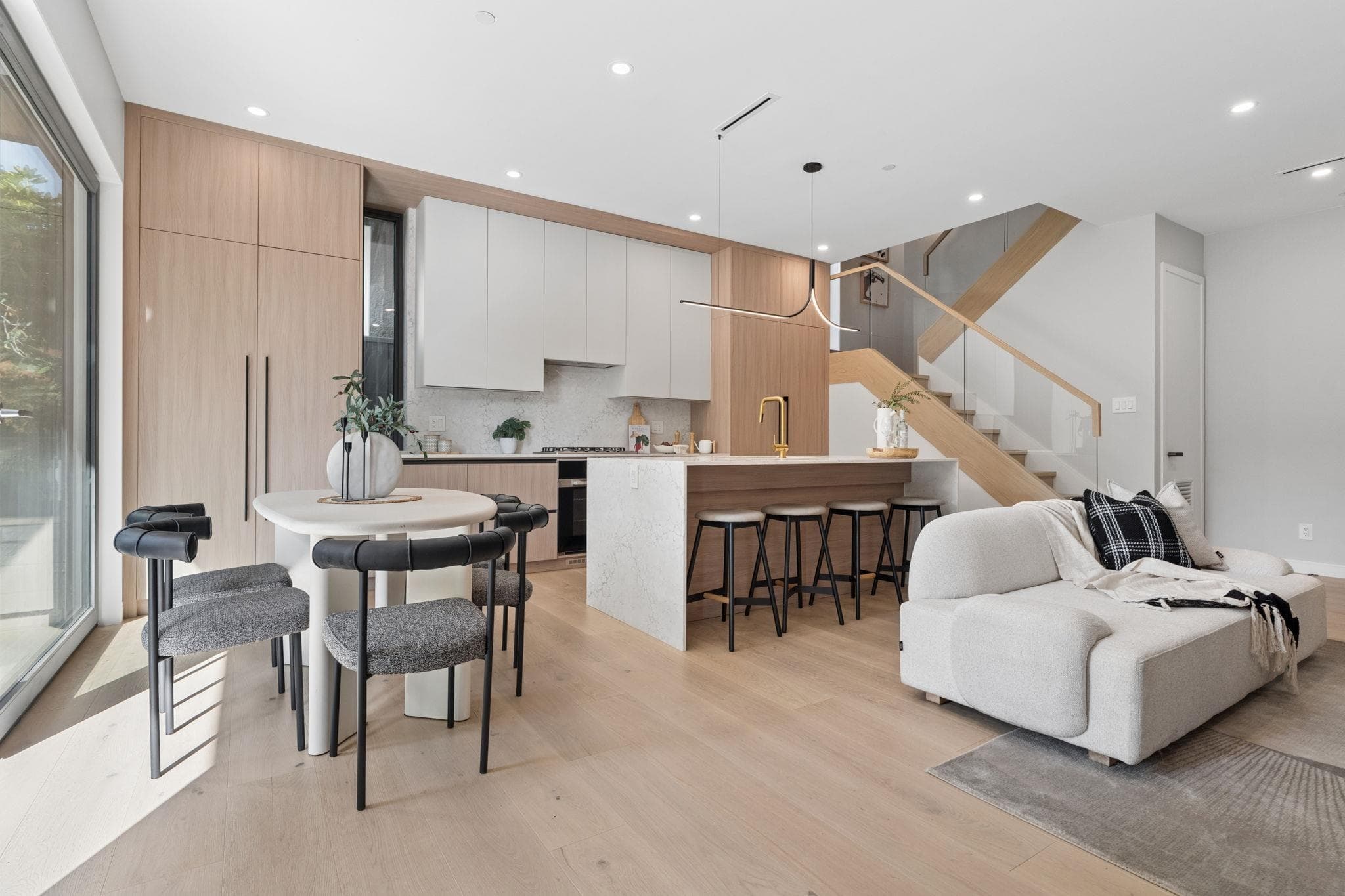 1 - 2941 W 29th Avenue, Vancouver, V6L 1Y3 — photo 3