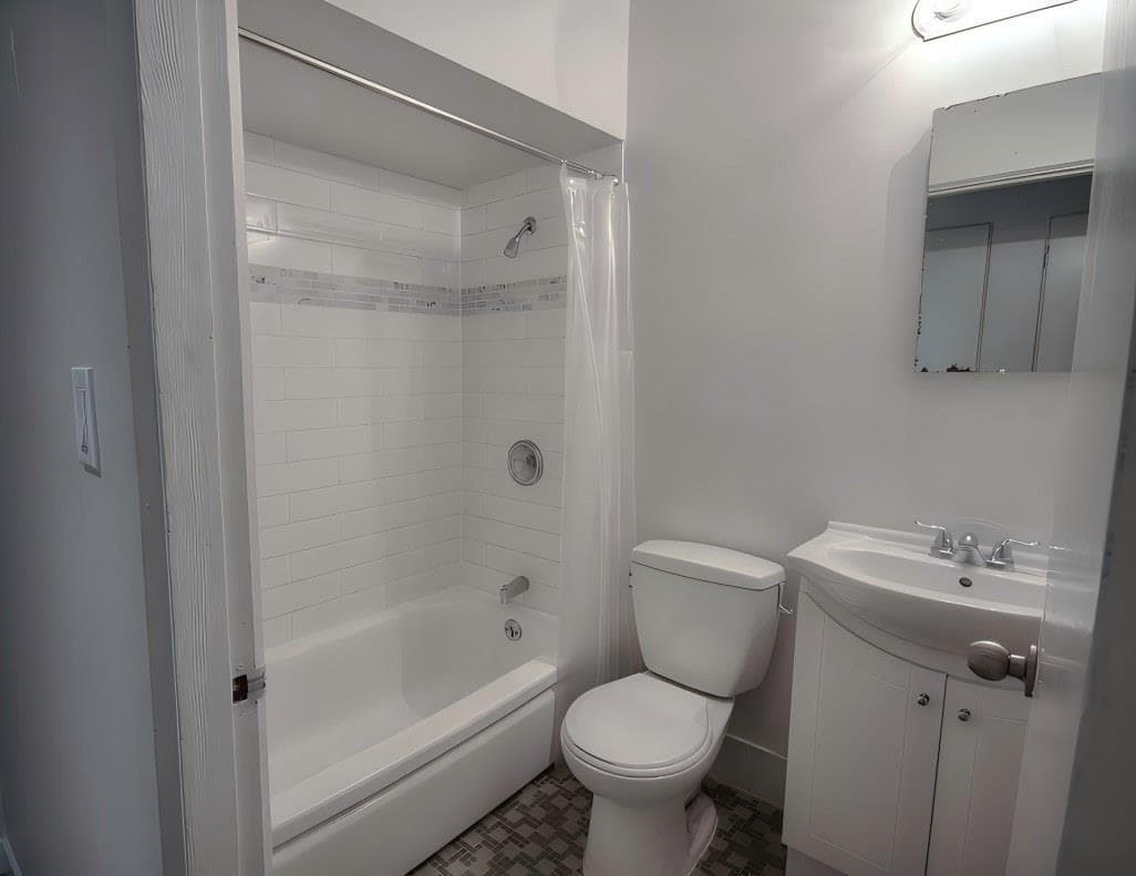 104 - 1540 Haro Street, Vancouver, V6G 1G5 — photo 3
