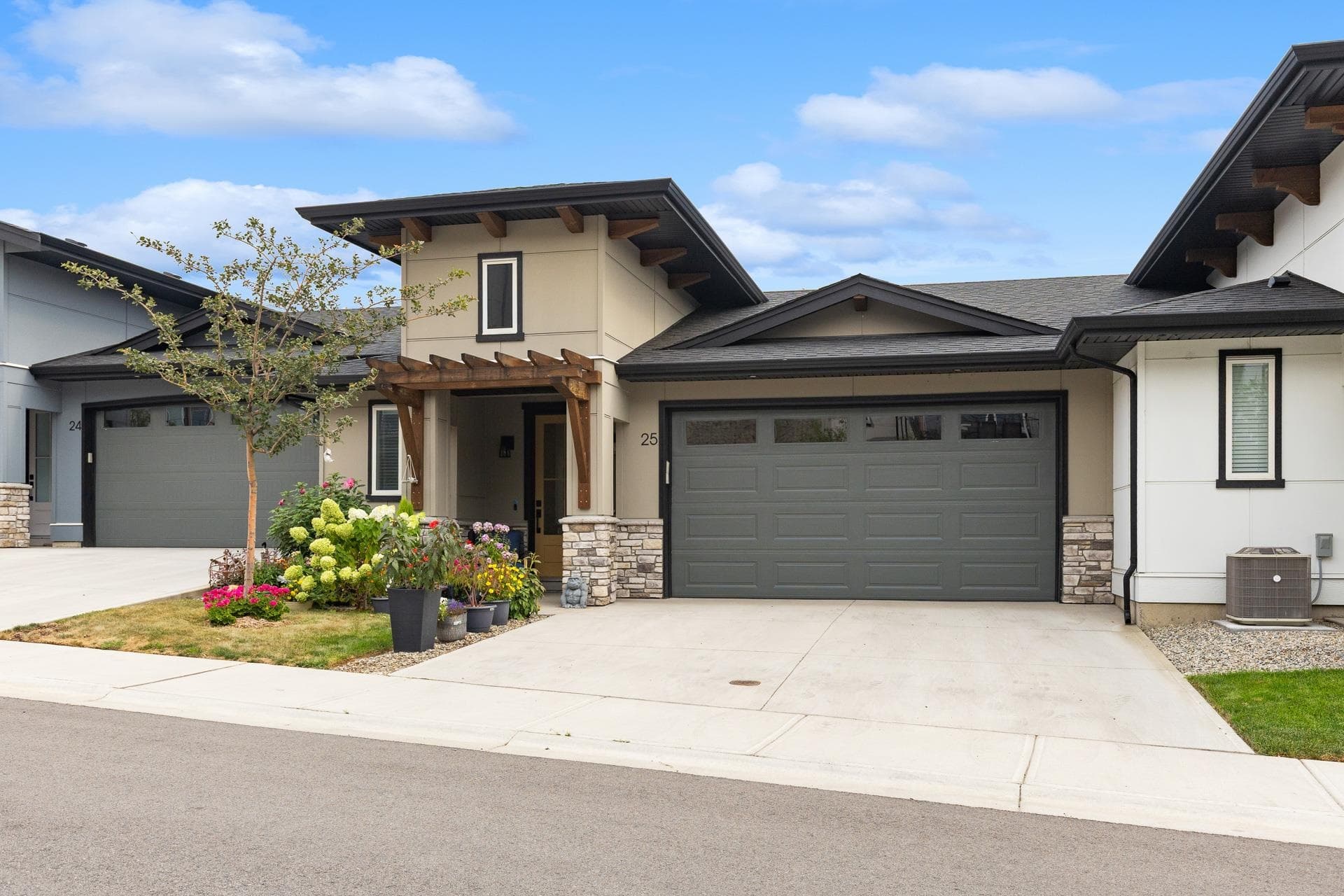 25 - 8000 Vedette Drive, No City Value, V0H 1V2 — photo 1