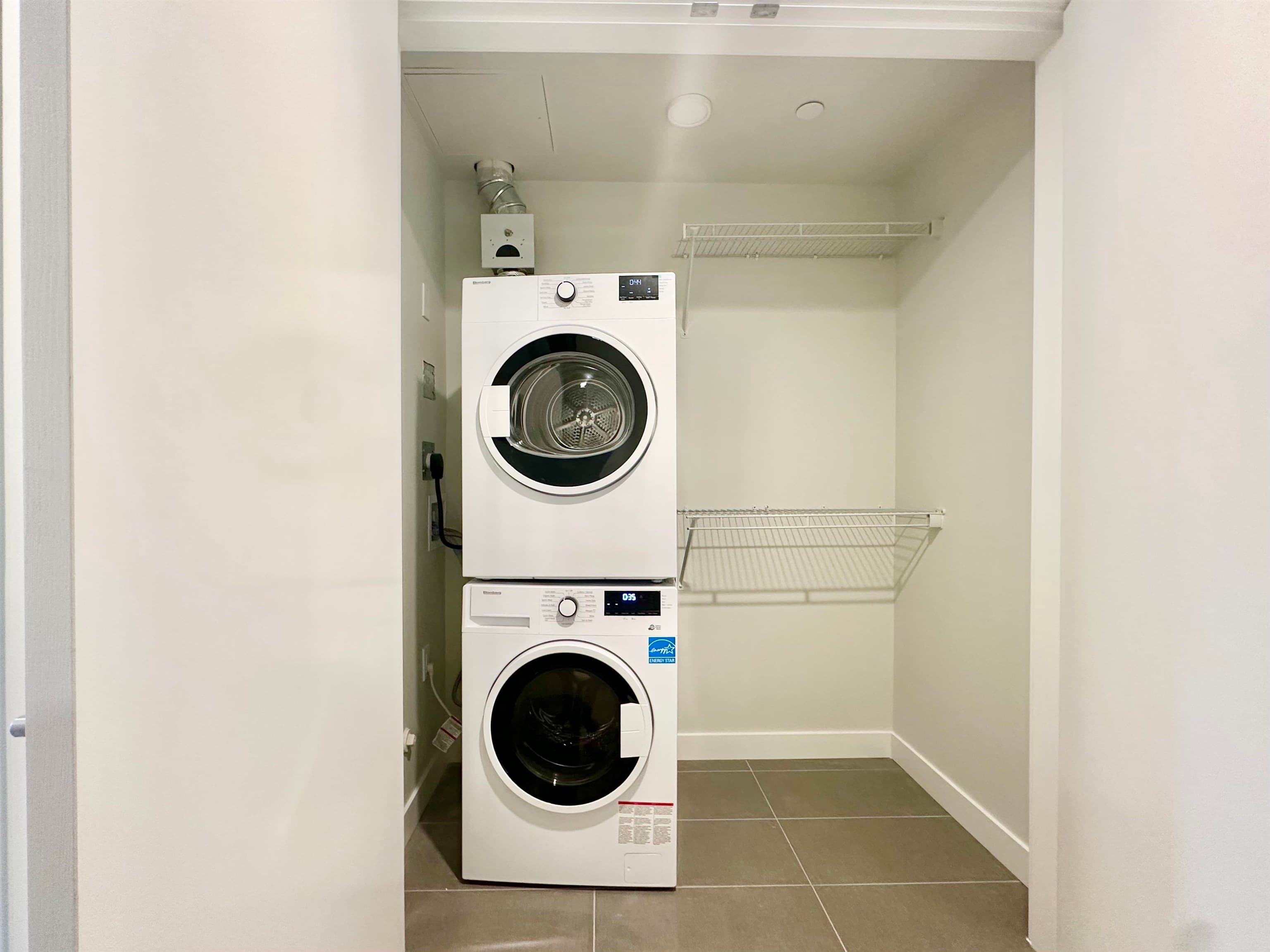 303 - 485 63rd Ave, Vancouver, V5X 3J3 — photo 3