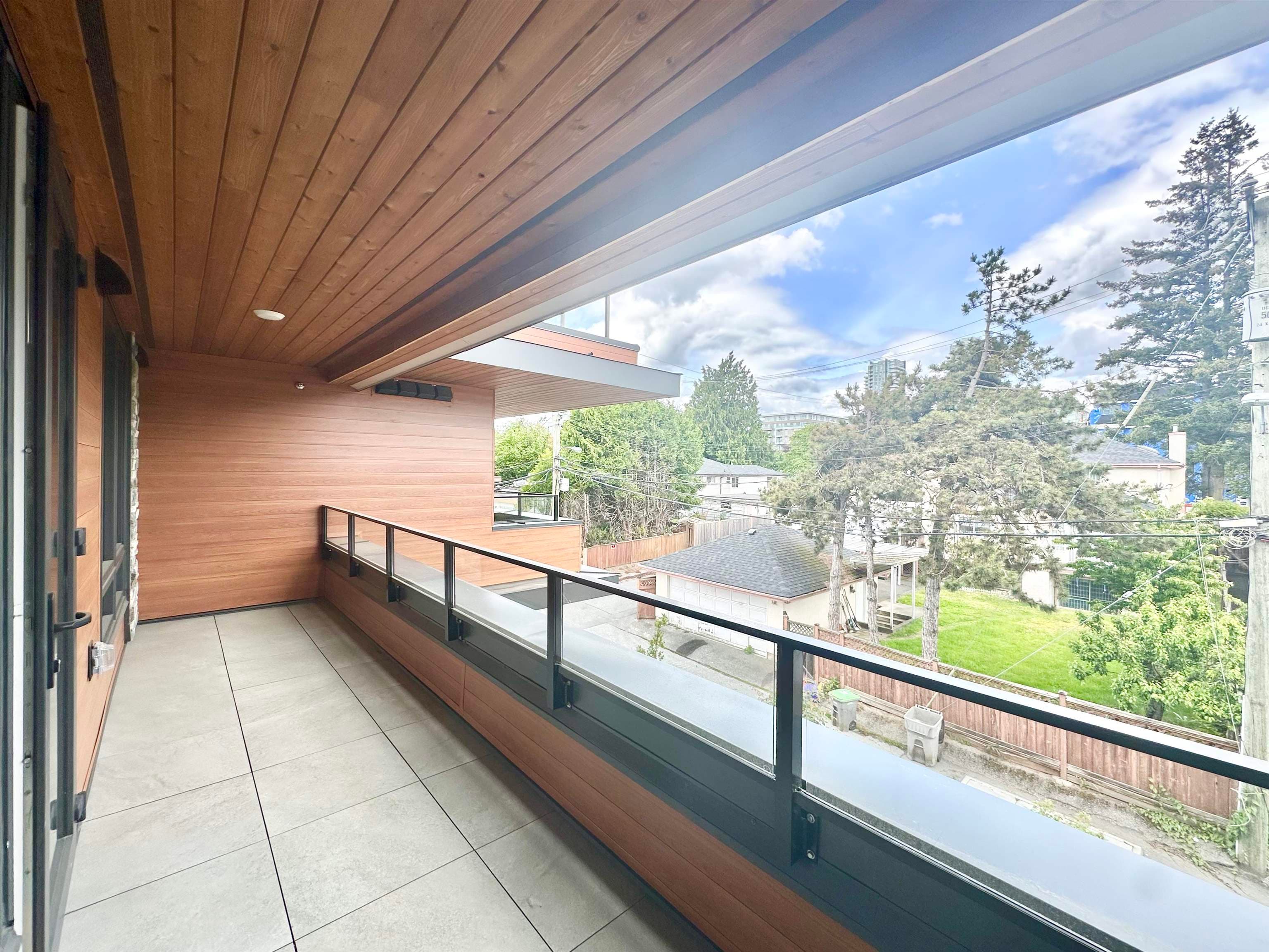 303 - 485 63rd Ave, Vancouver