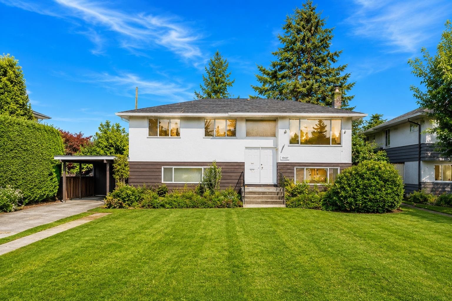10671 Aintree Crescent, Richmond