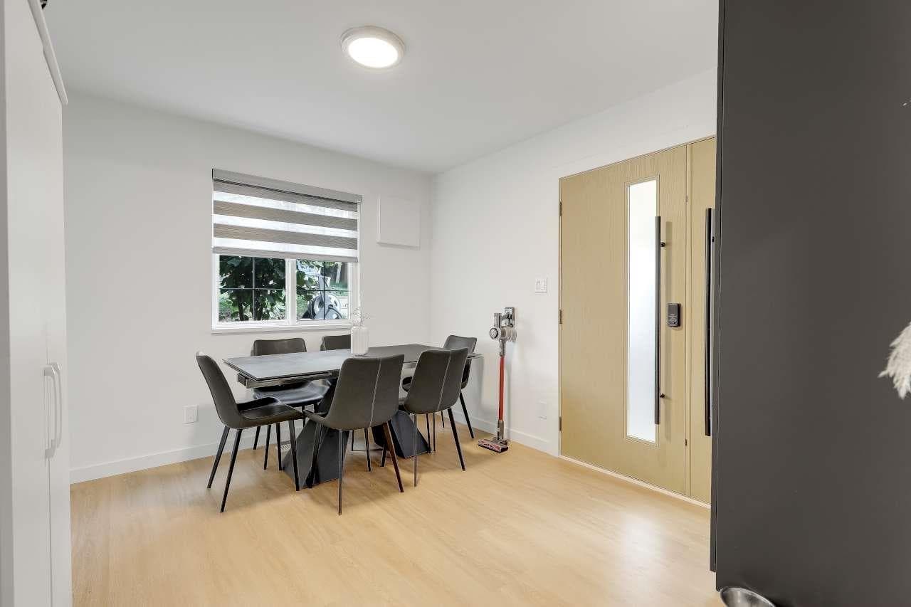 866 Finlay Street, White Rock, V4B 4K2 — photo 3