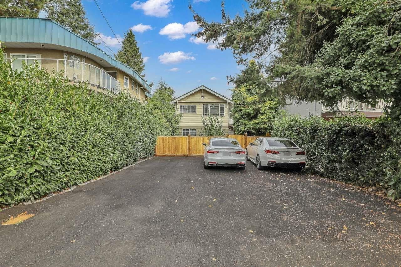 866 Finlay Street, White Rock, V4B 4K2 — photo 1