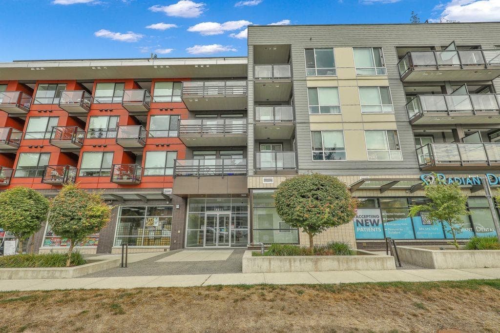 301 - 18811 72 Avenue, Surrey