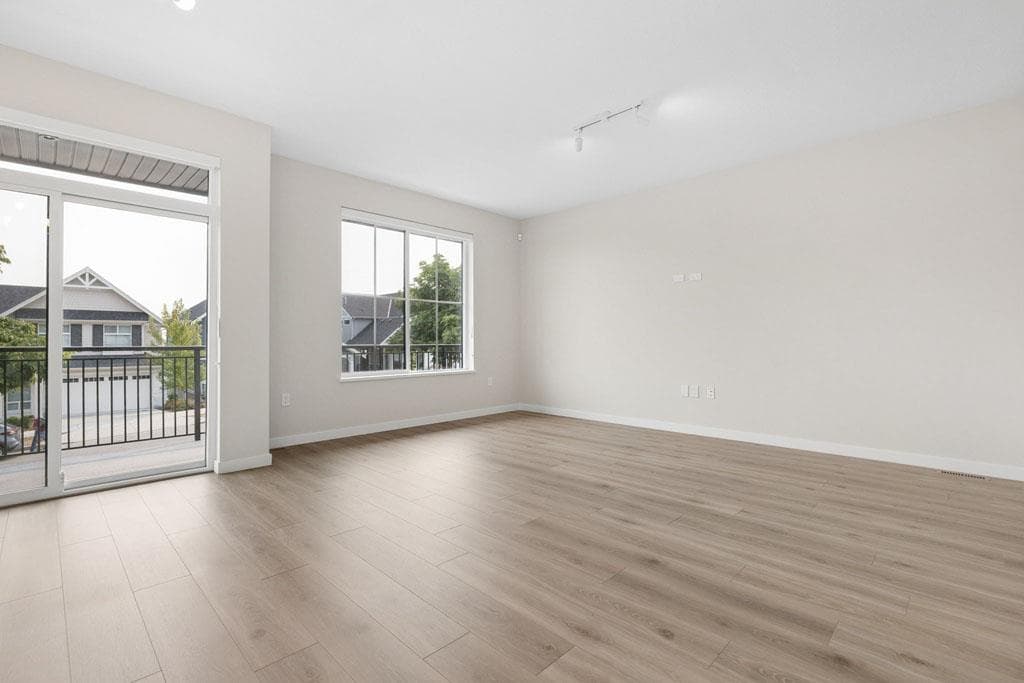 108 - 3637 Sheffield Avenue, Coquitlam, V3E 0P2 — photo 5