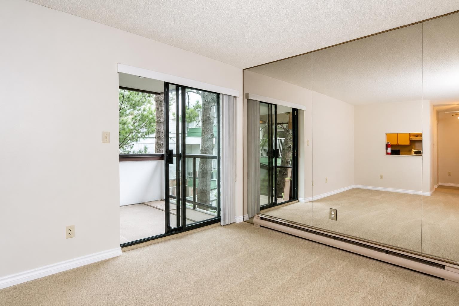 203 - 1775 W 10th Avenue, Vancouver, V6J 2A4 — photo 2
