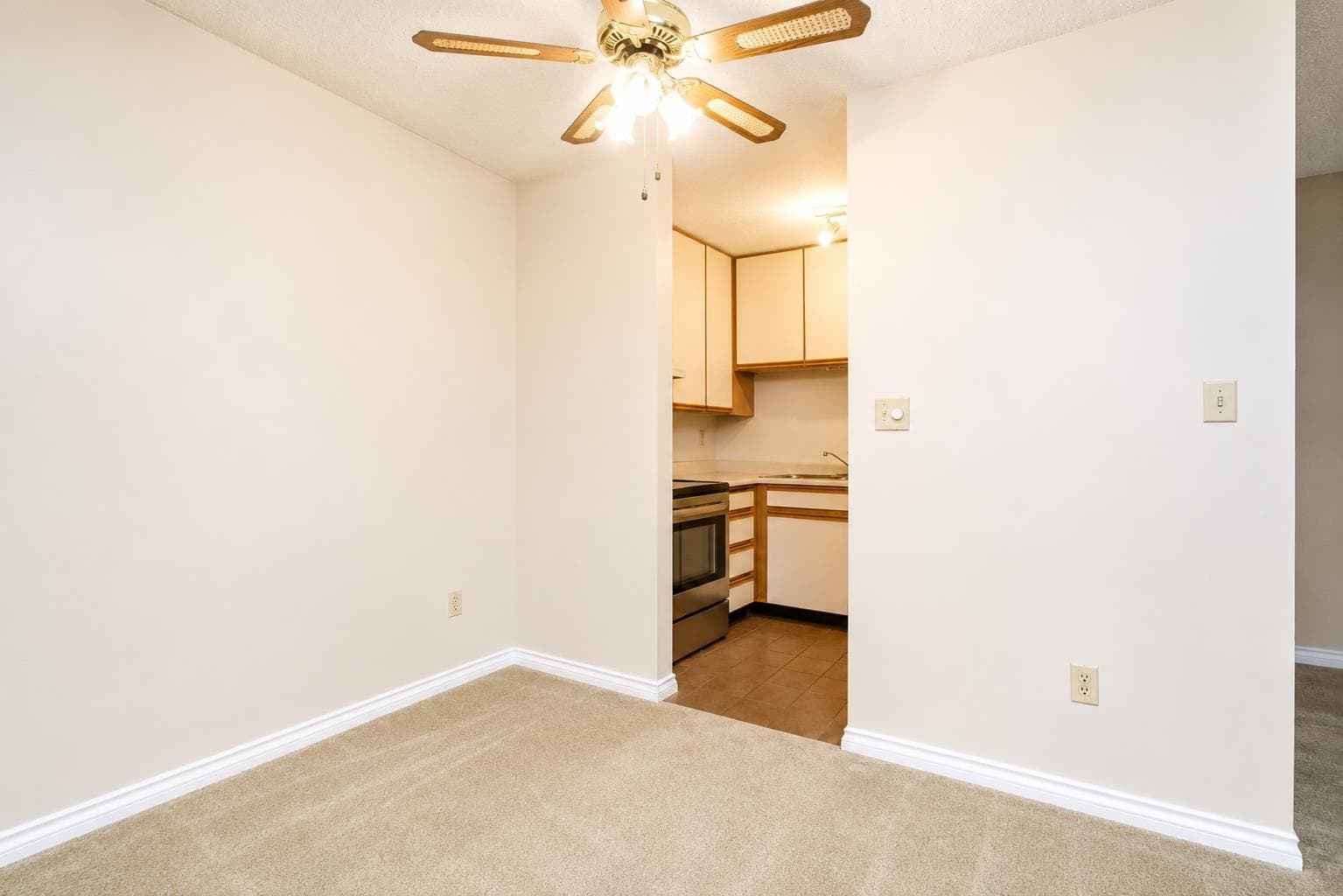 203 - 1775 W 10th Avenue, Vancouver, V6J 2A4 — photo 4