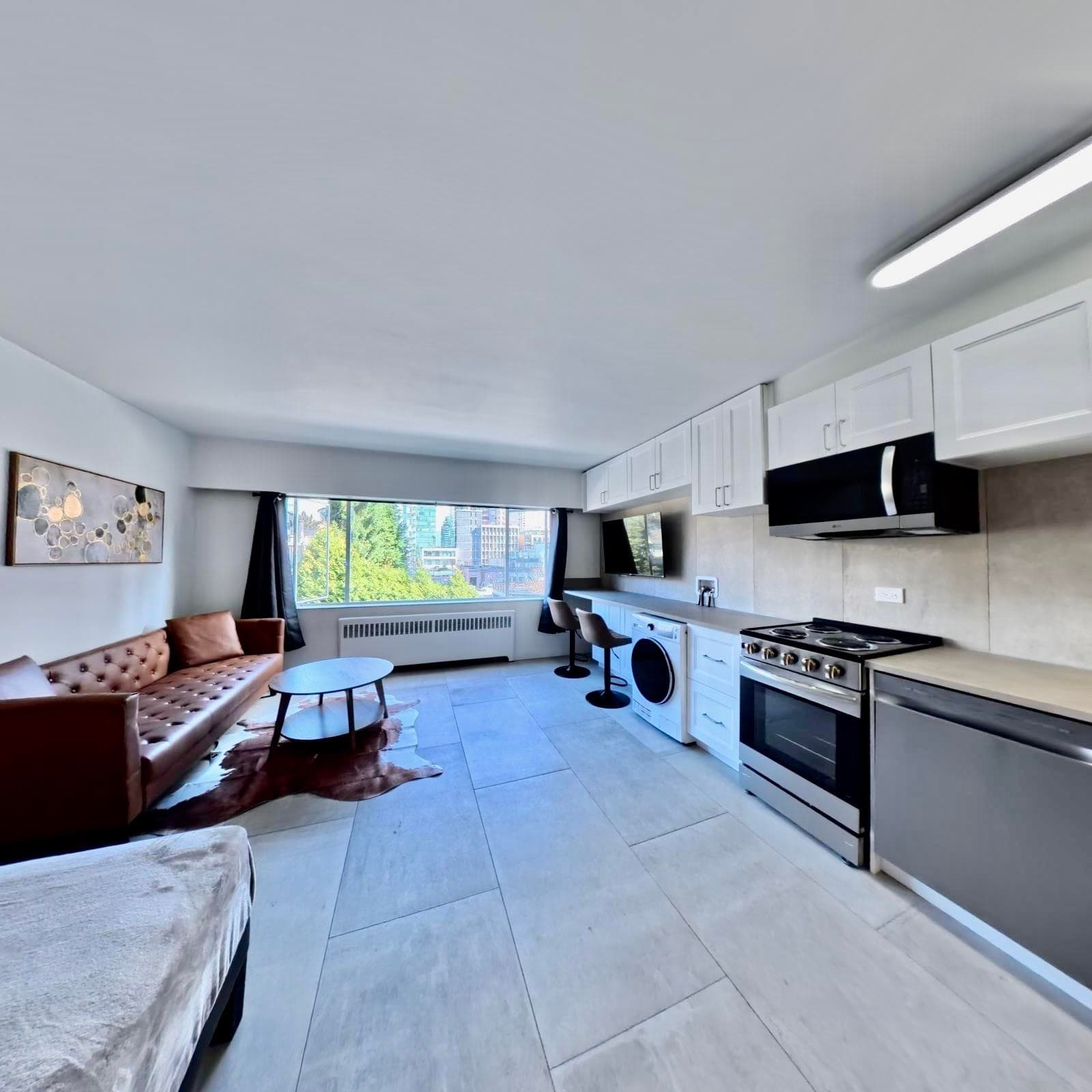 210 - 1540 Haro Street, Vancouver, V6G 1G5 — photo 4