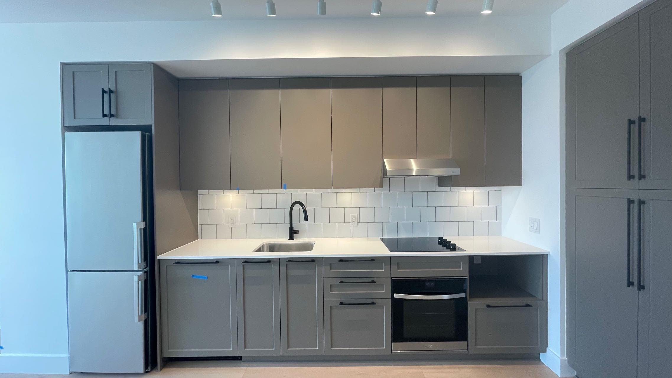 403 - 8750 University Crescent, Burnaby, V5A 0G9 — photo 5