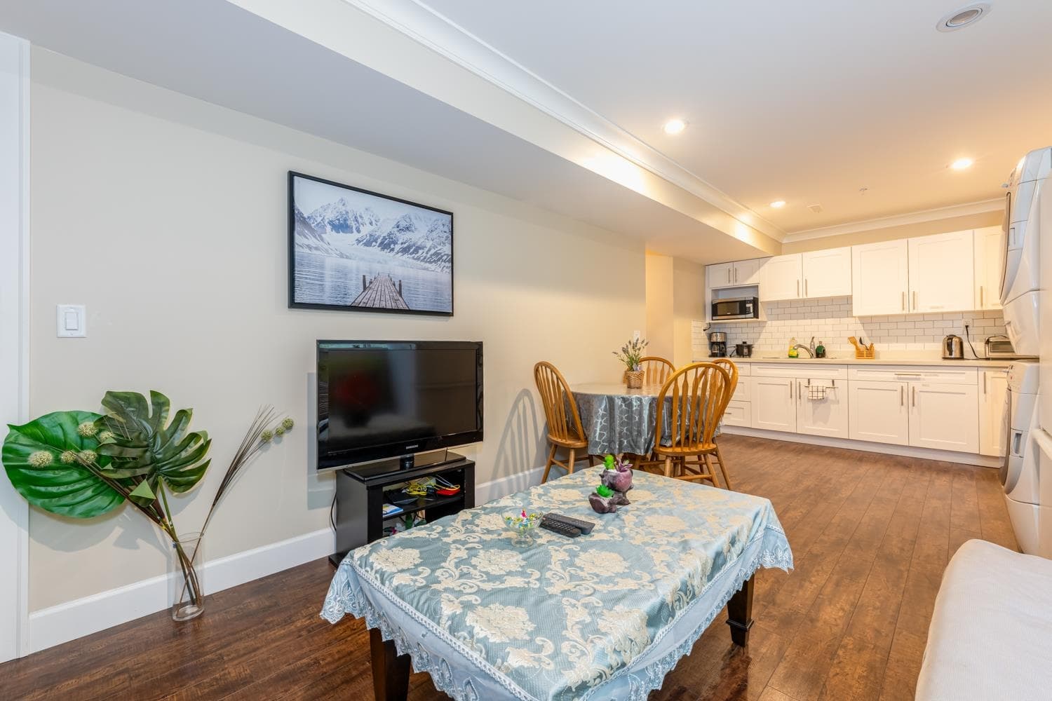23611 Bryant Drive, Maple Ridge, V4R 0B7 — photo 2