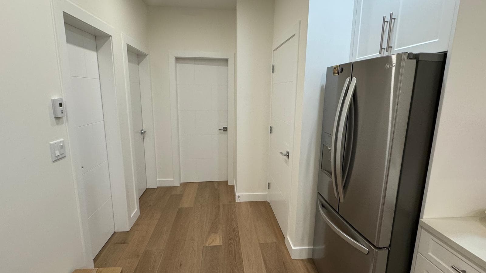 463 W 14th Street, North Vancouver, V7M 2Y1 — photo 3