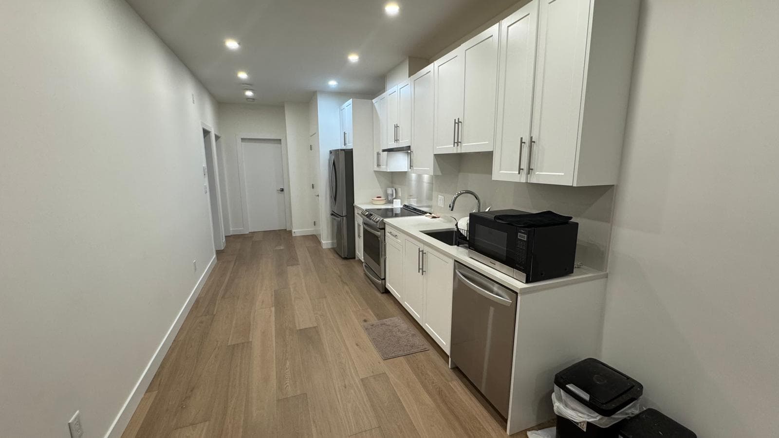 463 W 14th Street, North Vancouver