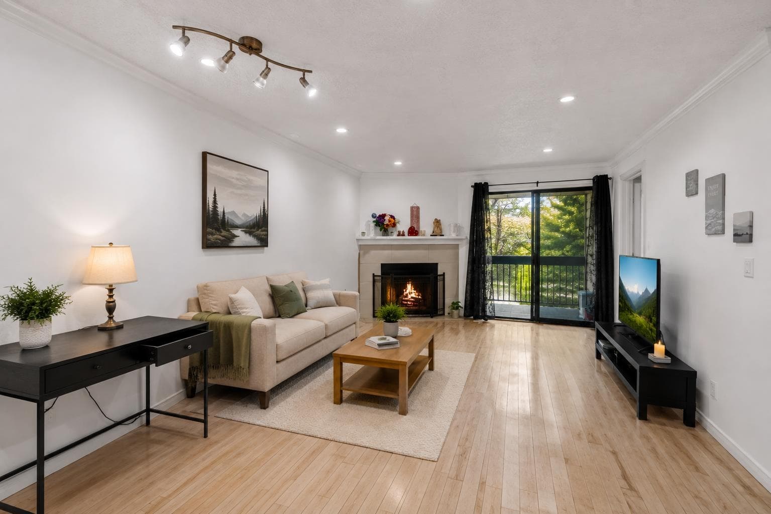 201 - 10560 154 Street, Surrey, V3R 8A3 — photo 4