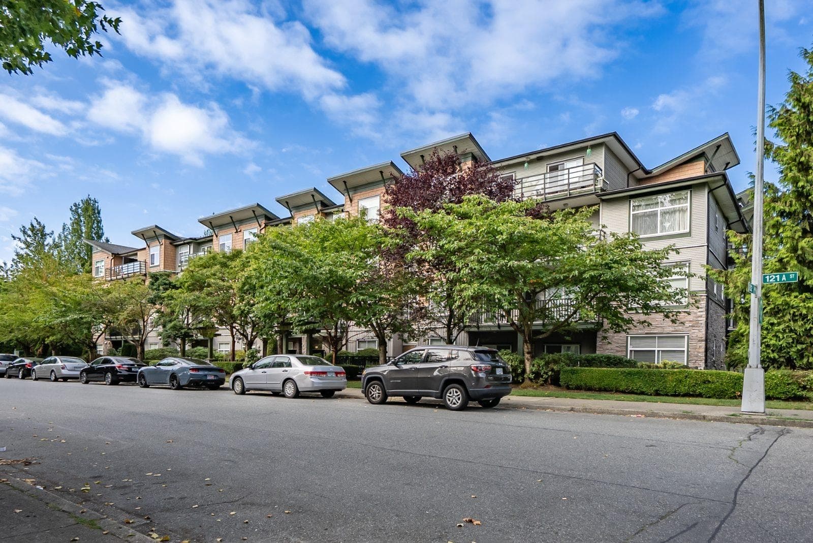 305 - 8183 121a Street, Surrey, V3W 1S7 — photo 1