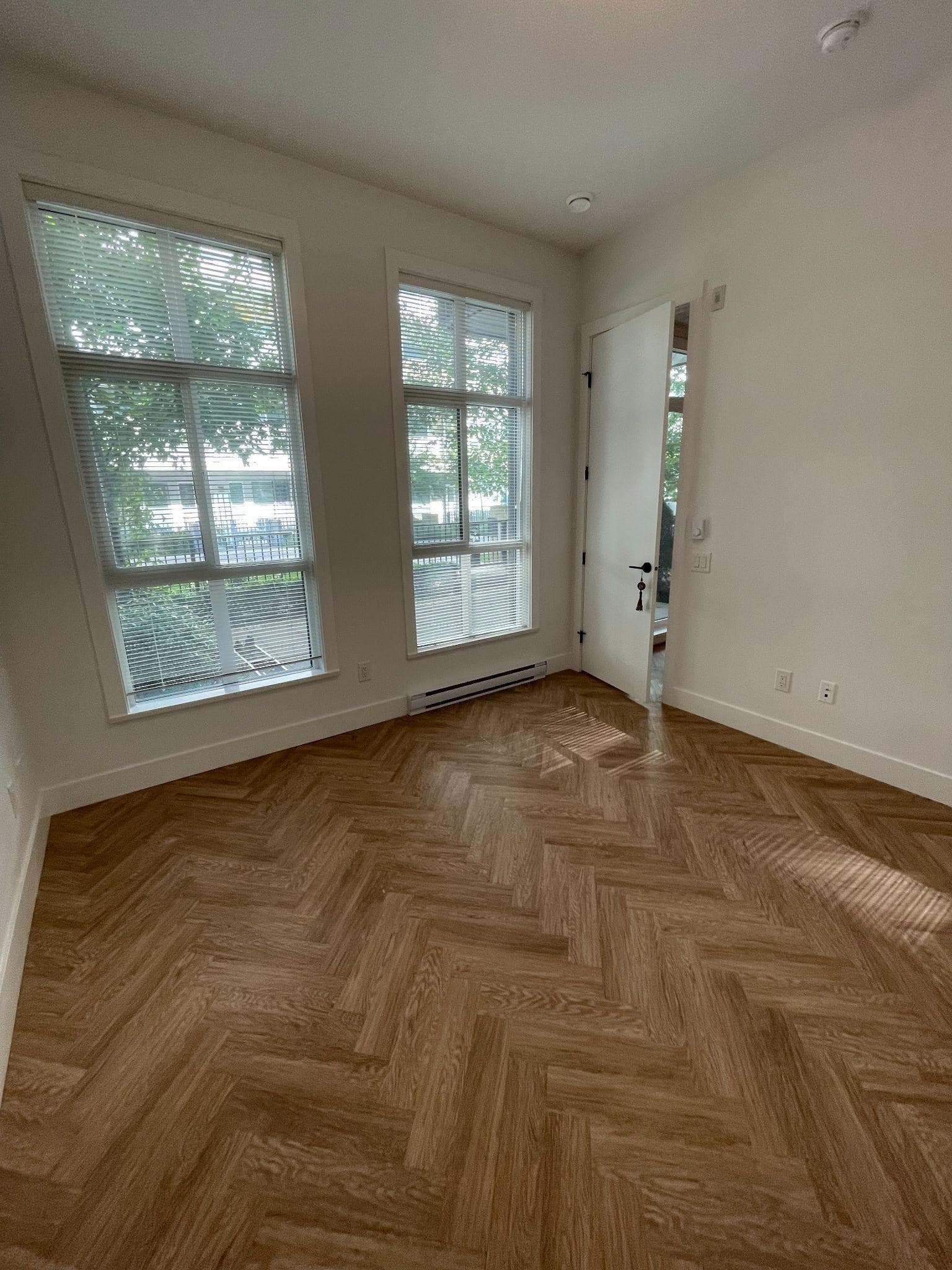 13933 105 Boulevard, Surrey, V3T 0R6 — photo 4