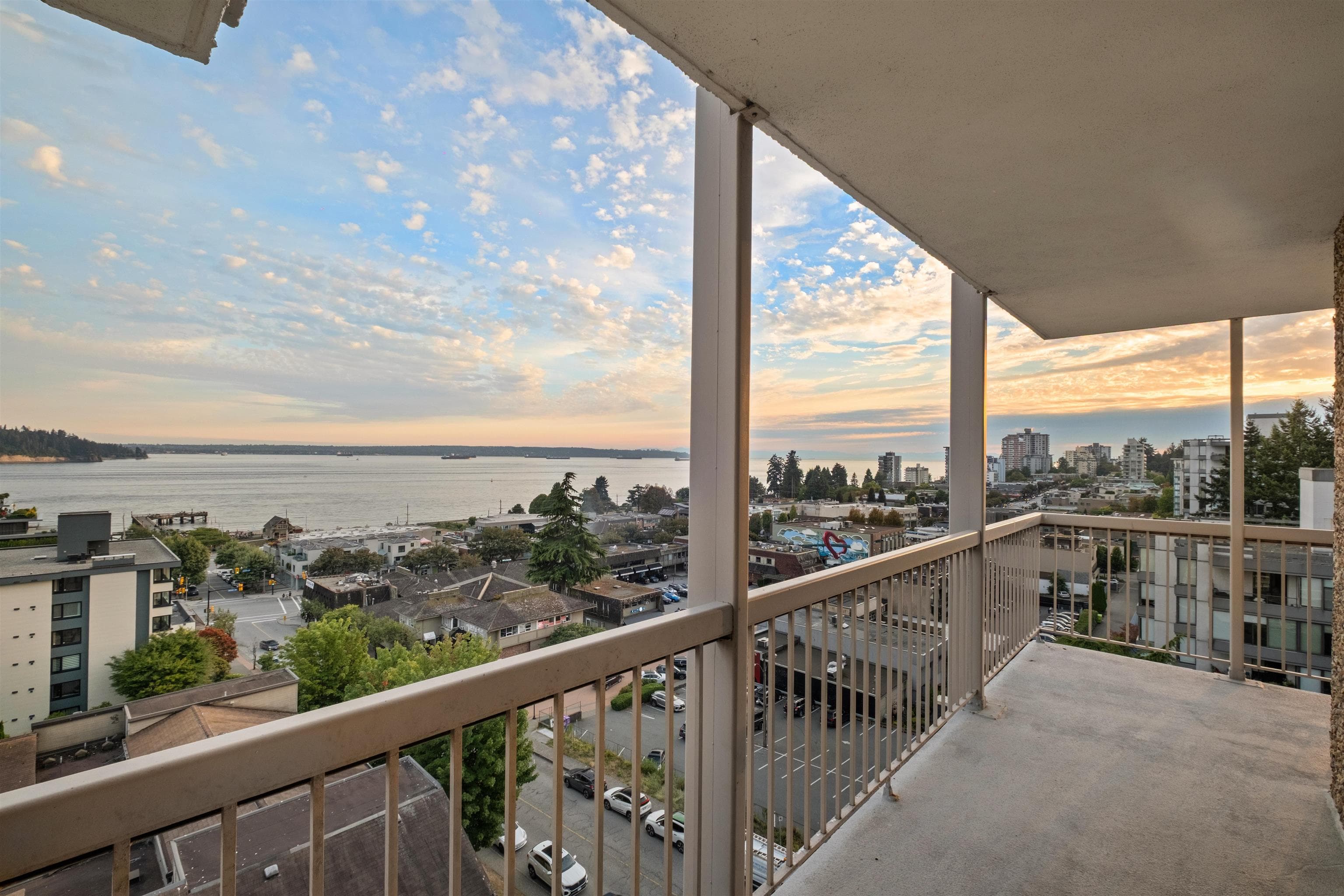902 - 1390 Duchess Avenue, West Vancouver, V7T 1H6 — photo 4