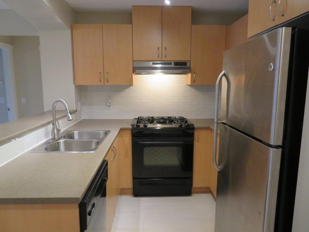 310 - 9283 Government Street, Burnaby, V3N 4R6 — photo 4