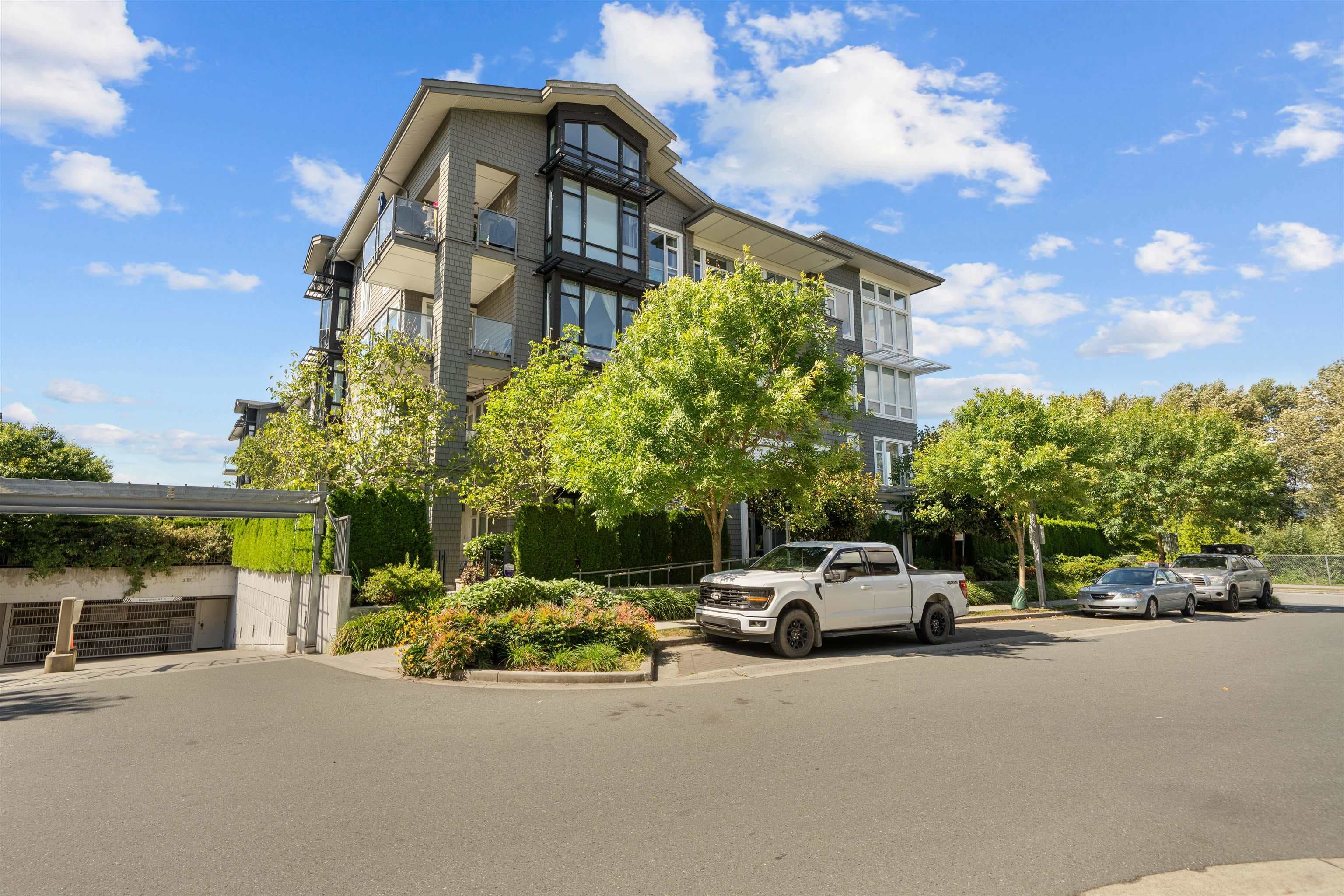 305 - 2393 Ranger Lane, Port Coquitlam, V3B 0P5 — photo 1
