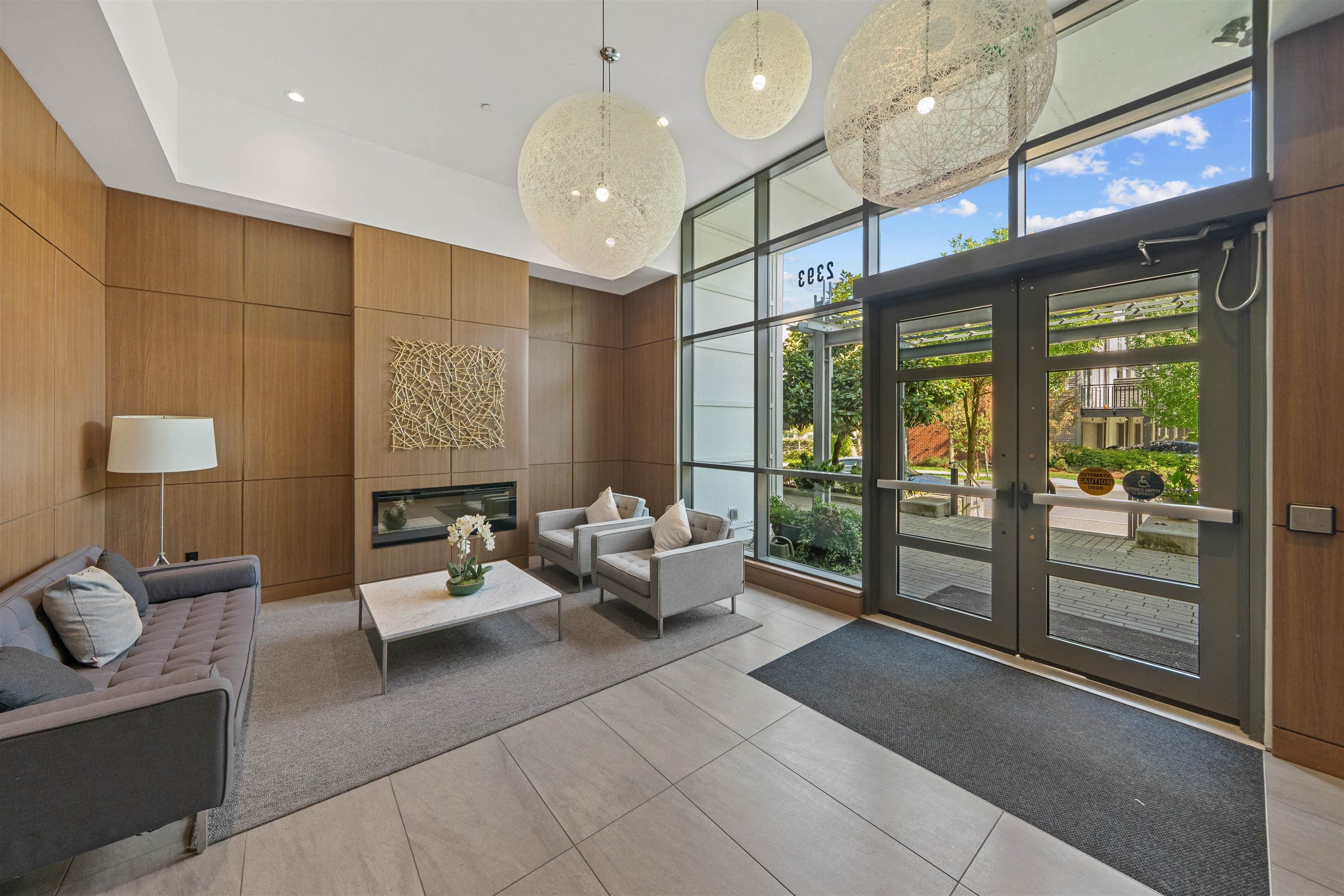 305 - 2393 Ranger Lane, Port Coquitlam, V3B 0P5 — photo 4