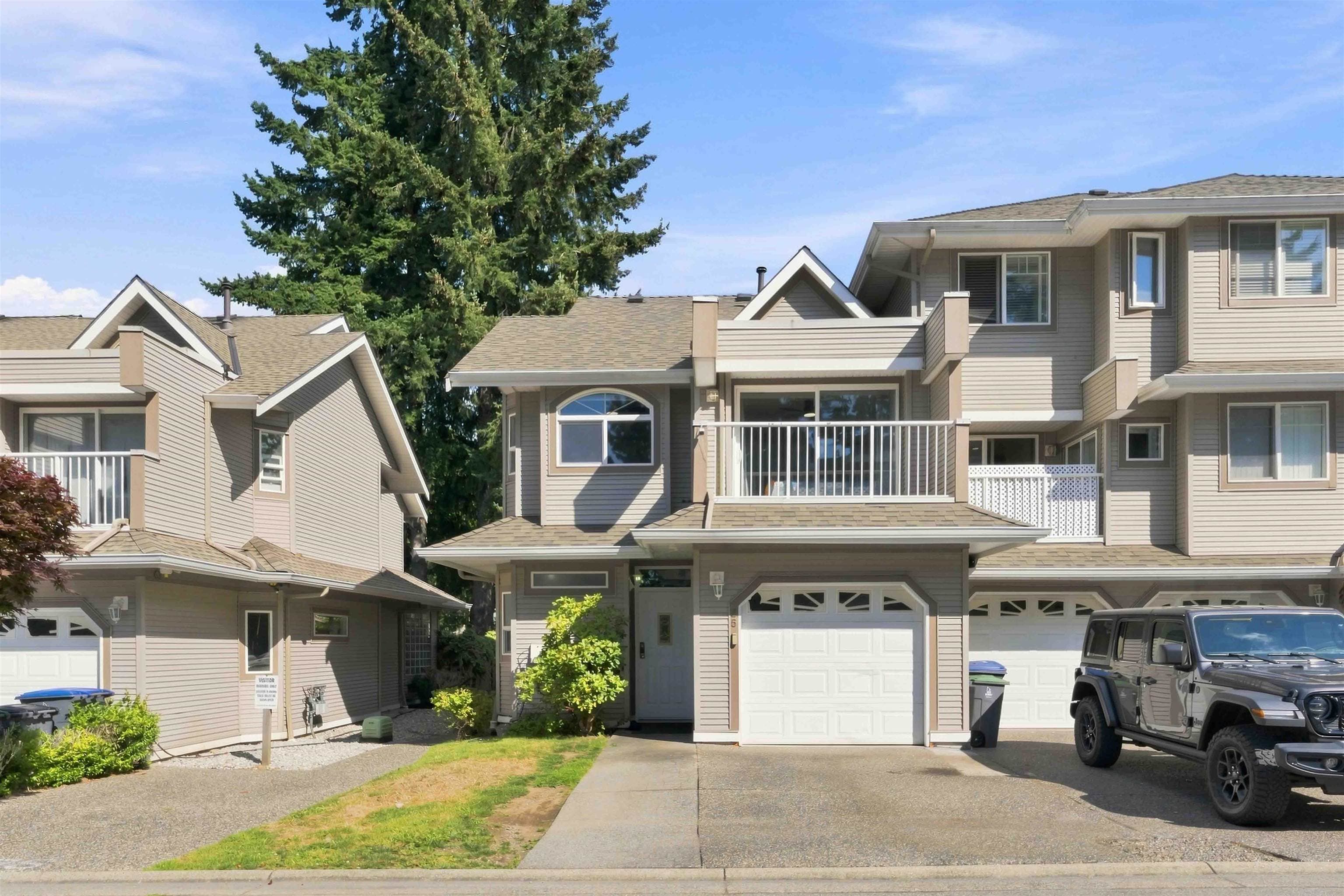 25 - 8289 121a Street, Surrey