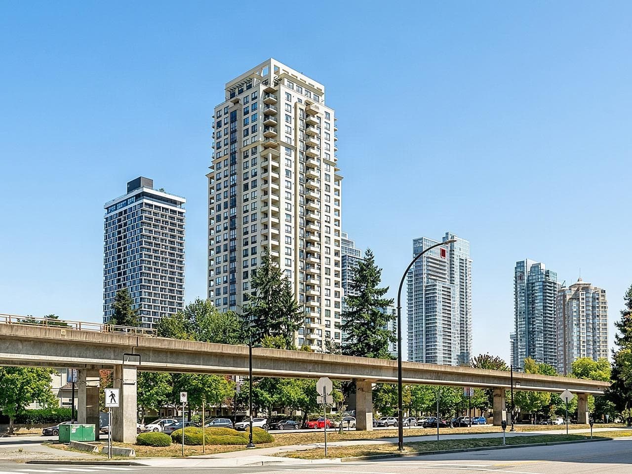 2102 - 4333 Central Boulevard, Burnaby, V5H 4W8 — photo 3
