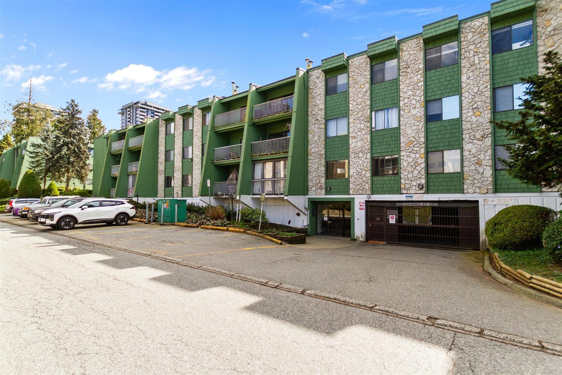 216 - 9202 Horne Street, Burnaby, V3N 4K2 — photo 1