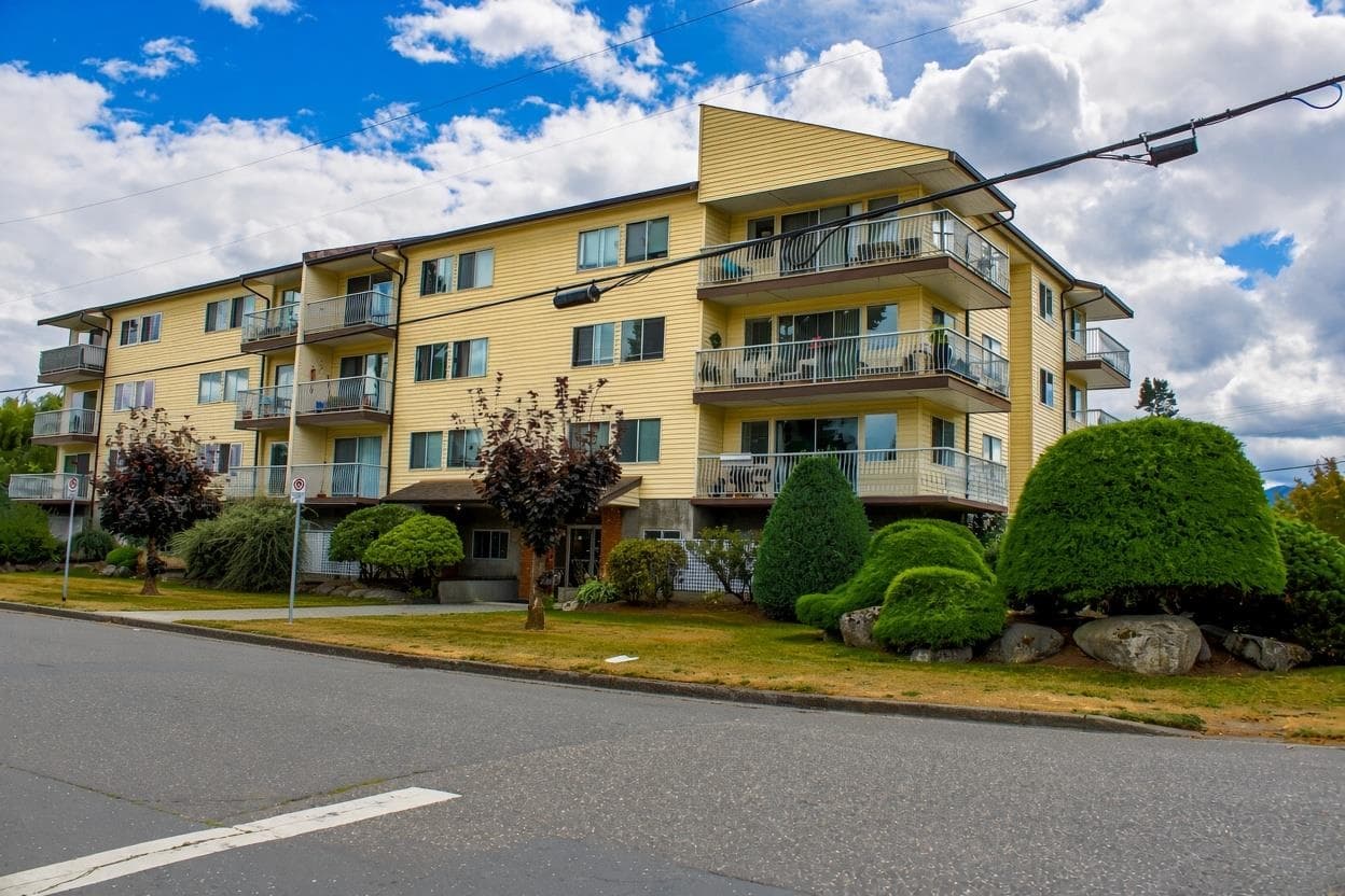 2 - 46210 Margaret Avenue, Chilliwack