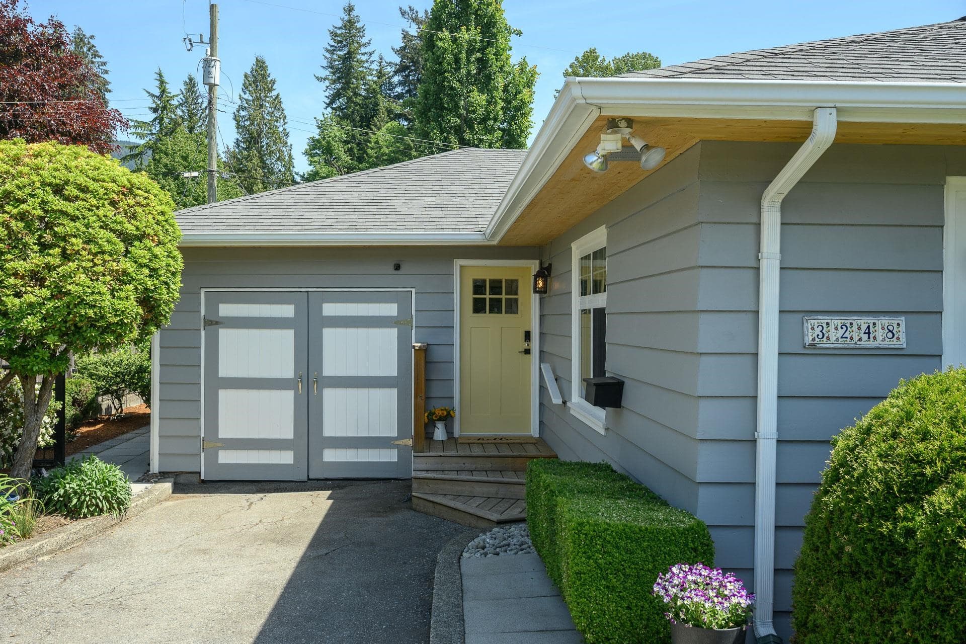 3248 Beverley Crescent, North Vancouver, V7R 2W3 — photo 4