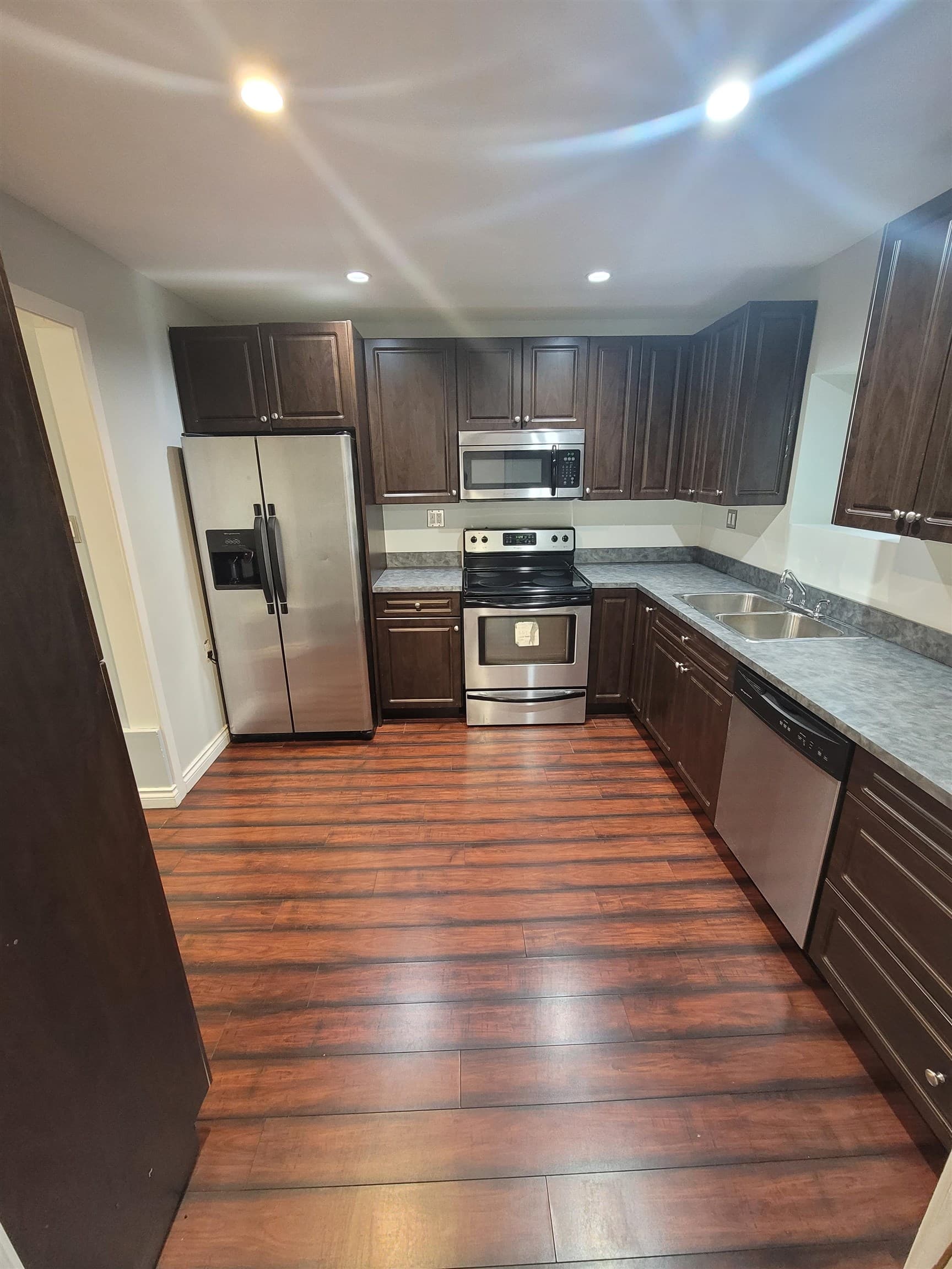 lower - 4749 207a Street, Langdale, V3A 6W5 — photo 3