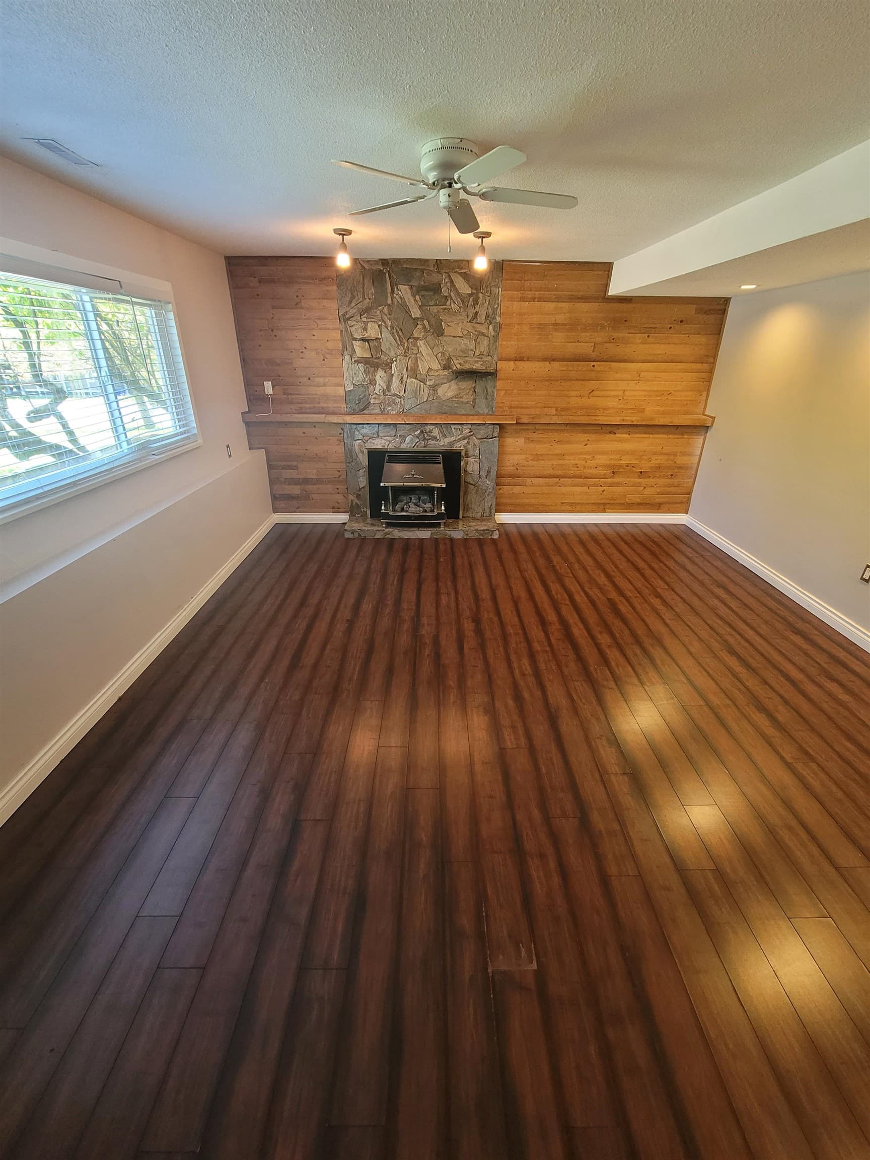 lower - 4749 207a Street, Langdale