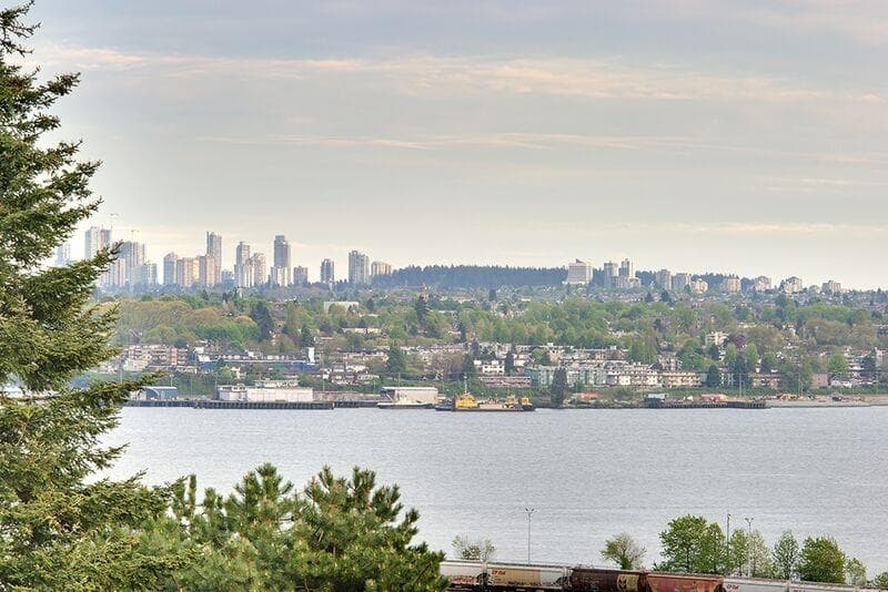 701 - 145 St Georges Avenue, North Vancouver, V7L 3G8 — photo 1