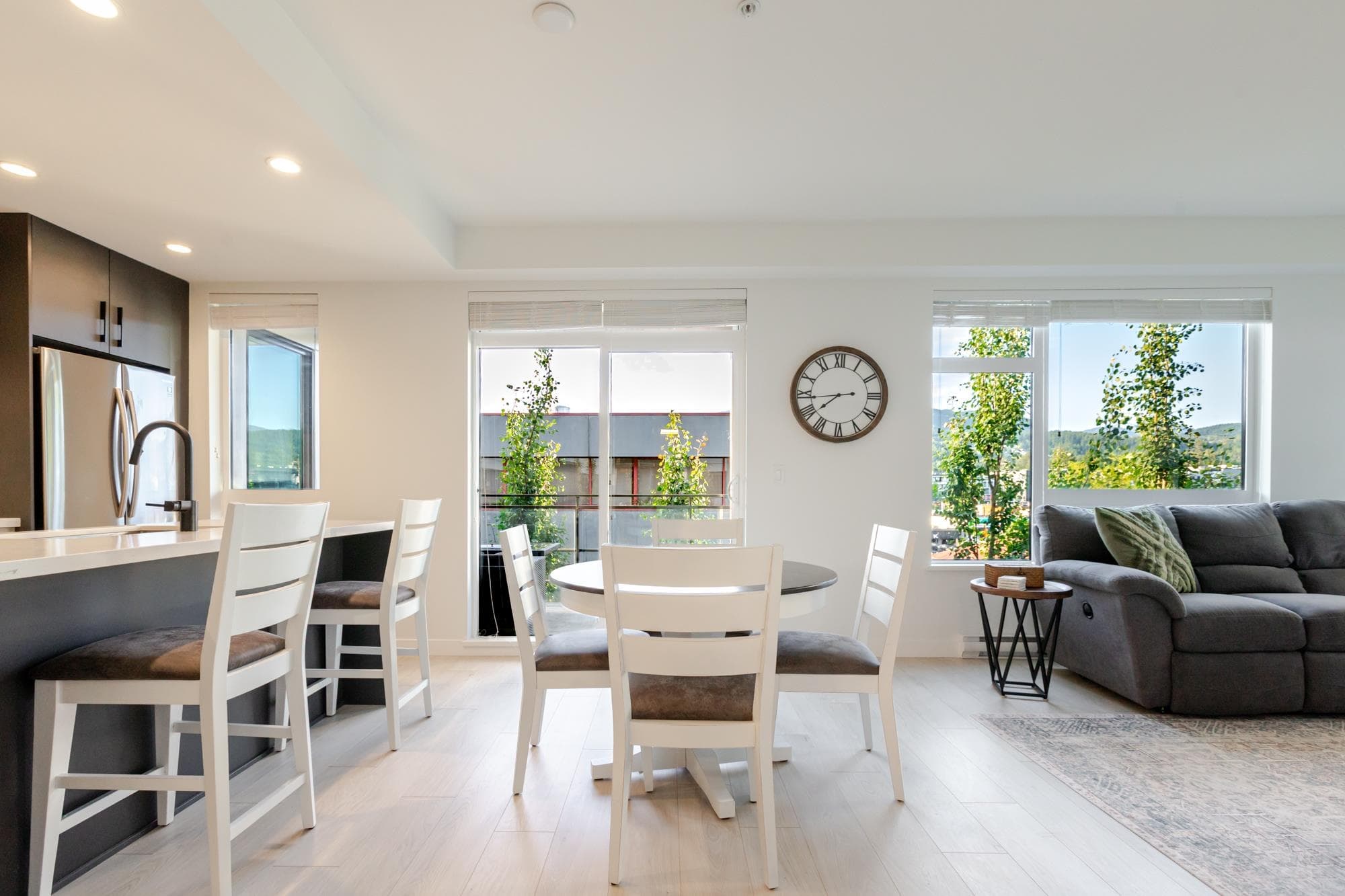 306 - 3018 St. George Street, Port Moody, V3H 0L4 — photo 2